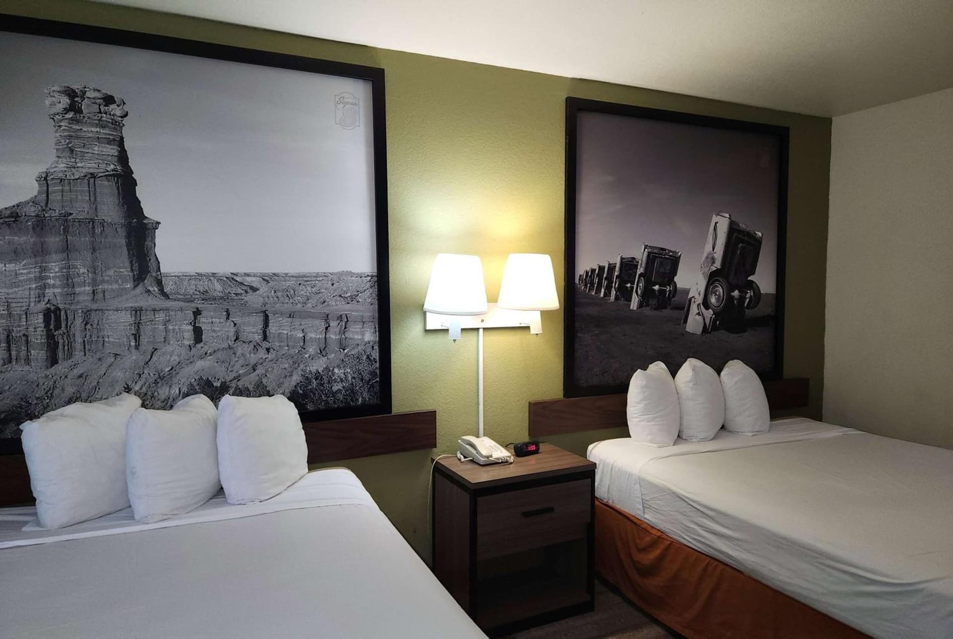 Super 8 by Wyndham Austin North/University Area gallery photo in Austin, TX — image 10