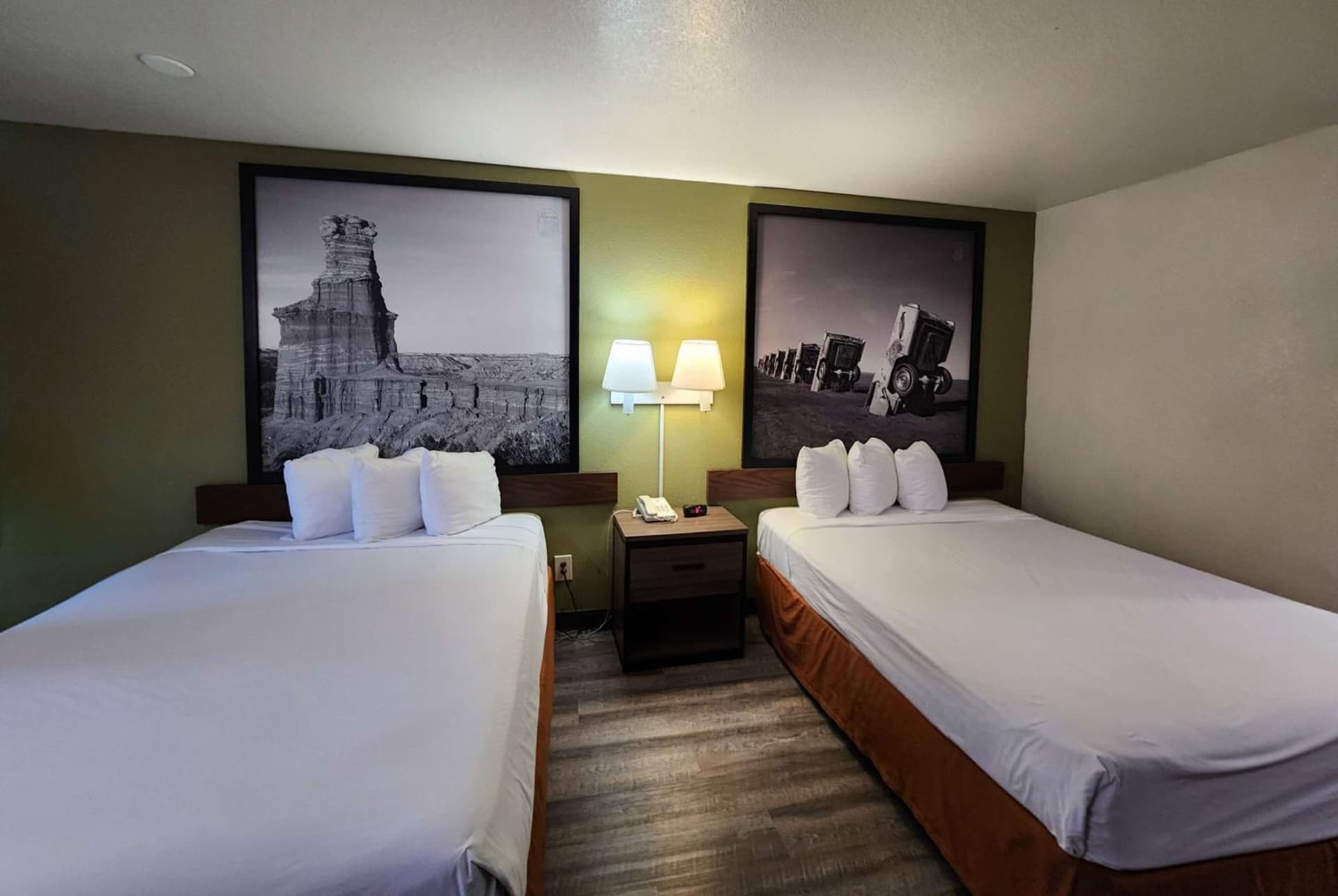 Super 8 by Wyndham Austin North/University Area gallery photo in Austin, TX — image 38