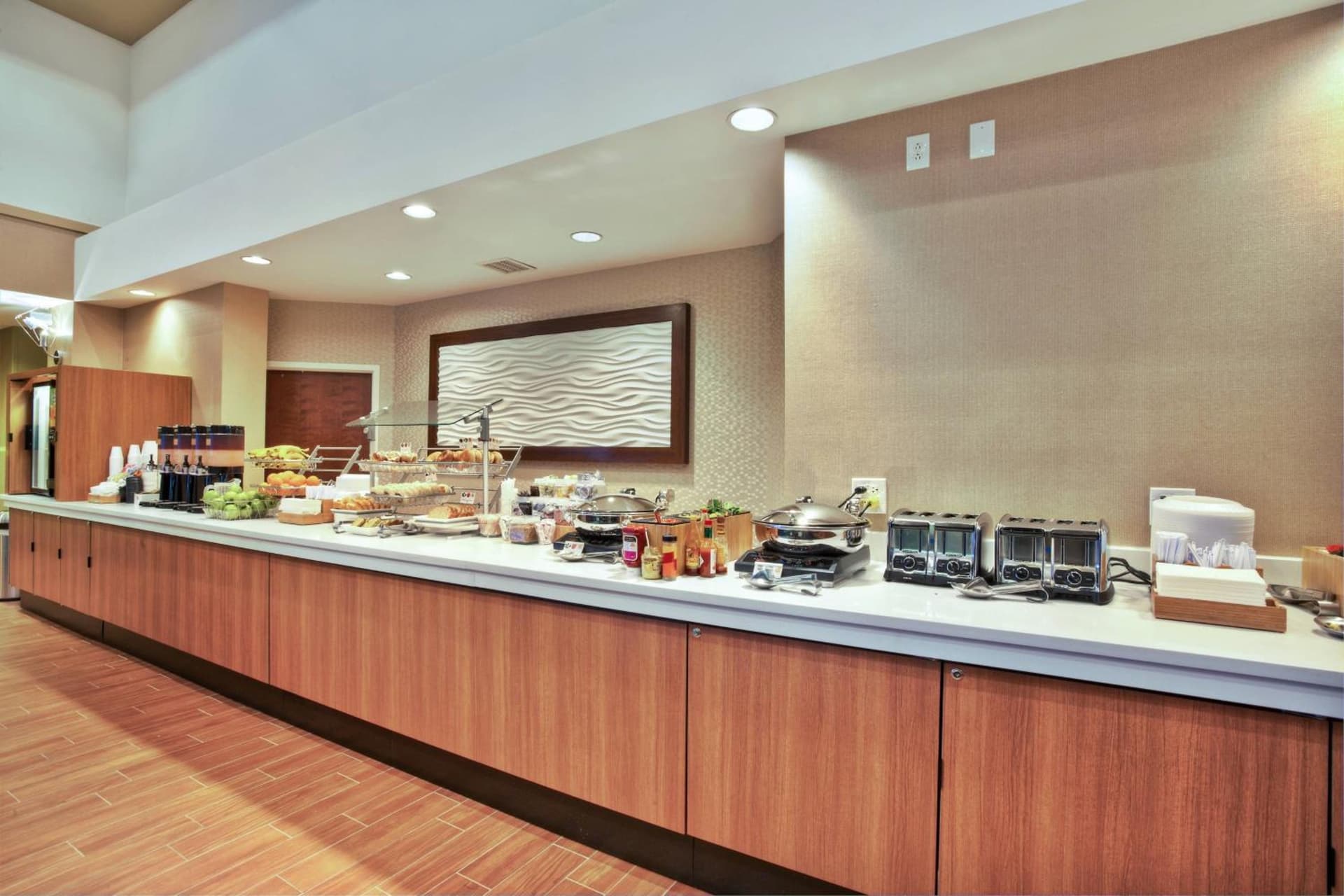 SpringHill Suites by Marriott Chicago Naperville Warrenville gallery photo in Warrenville, IL — image 17