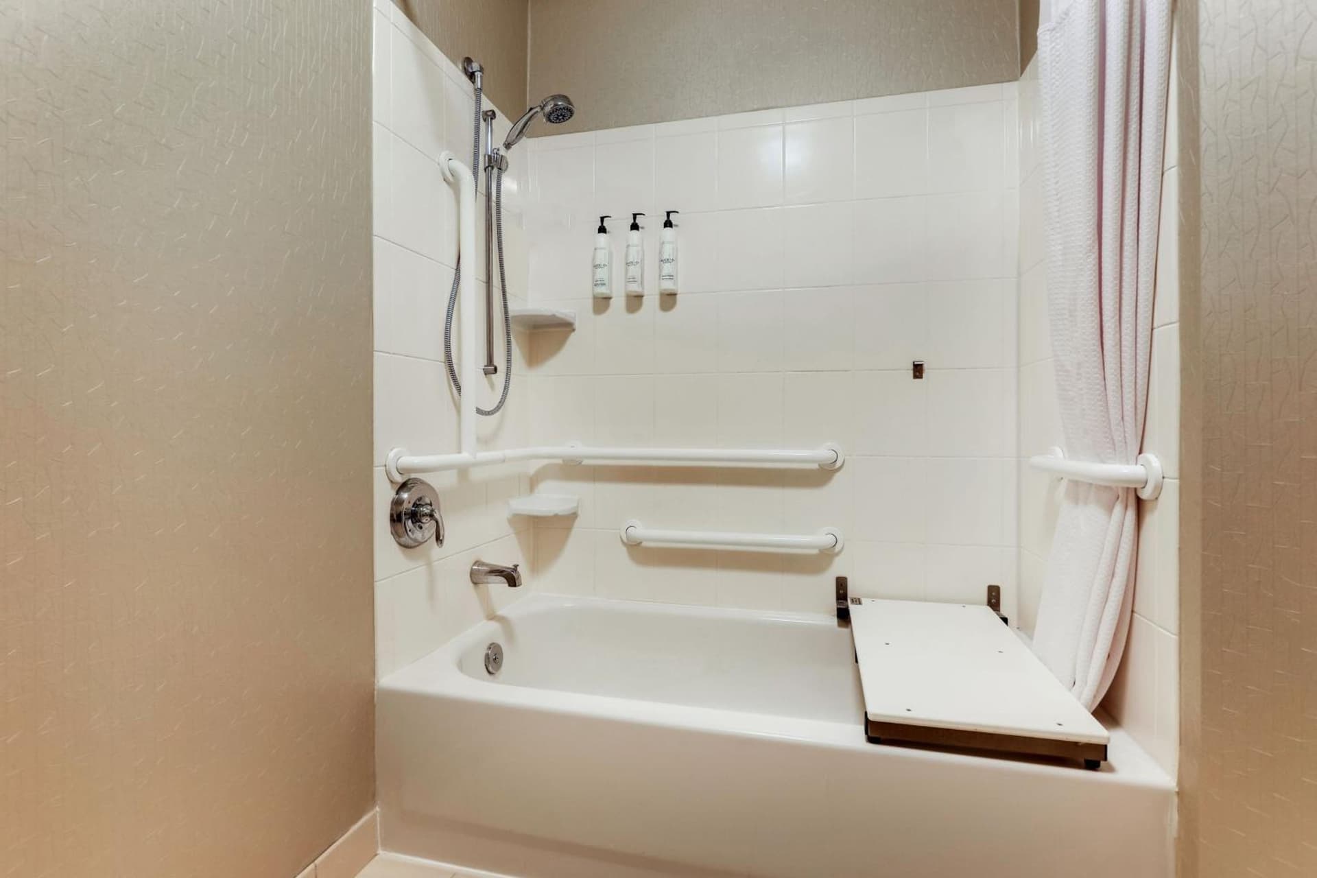 SpringHill Suites Dayton South/Miamisburg gallery photo in Miamisburg, OH — image 4