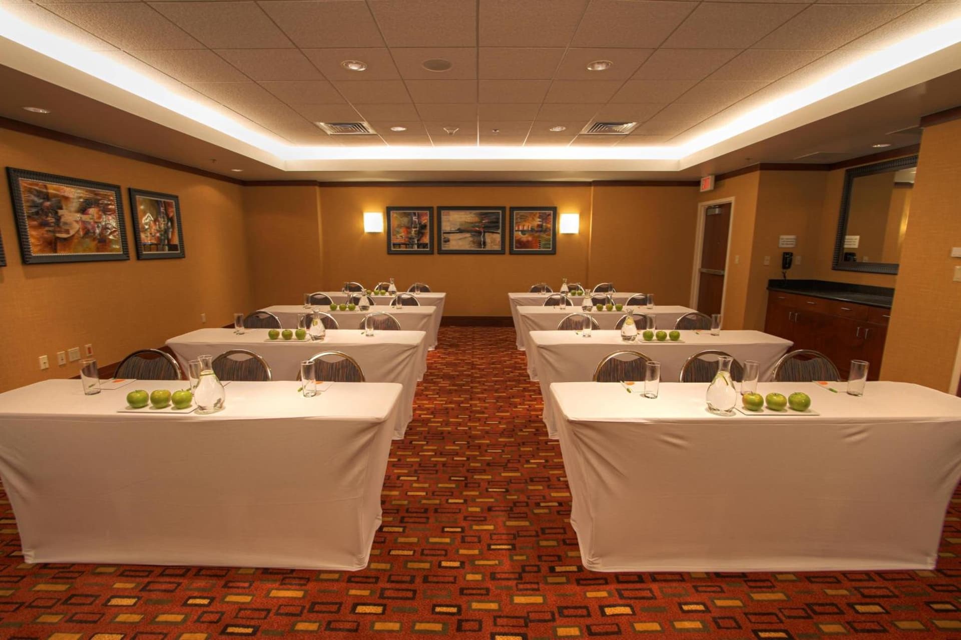 Courtyard by Marriott Oklahoma City Downtown gallery photo in Oklahoma City, OK — image 44