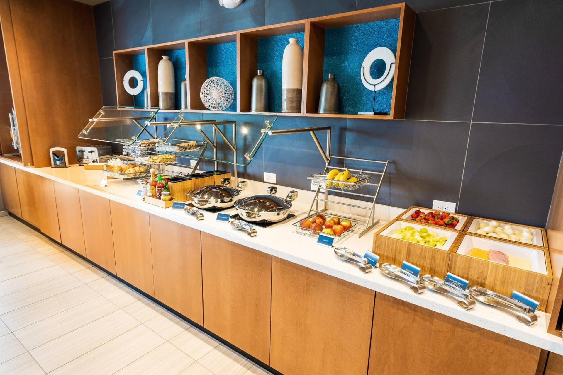 SpringHill Suites by Marriott Ontario Airport/Rancho Cucamonga gallery photo in Ontario, CA — image 19