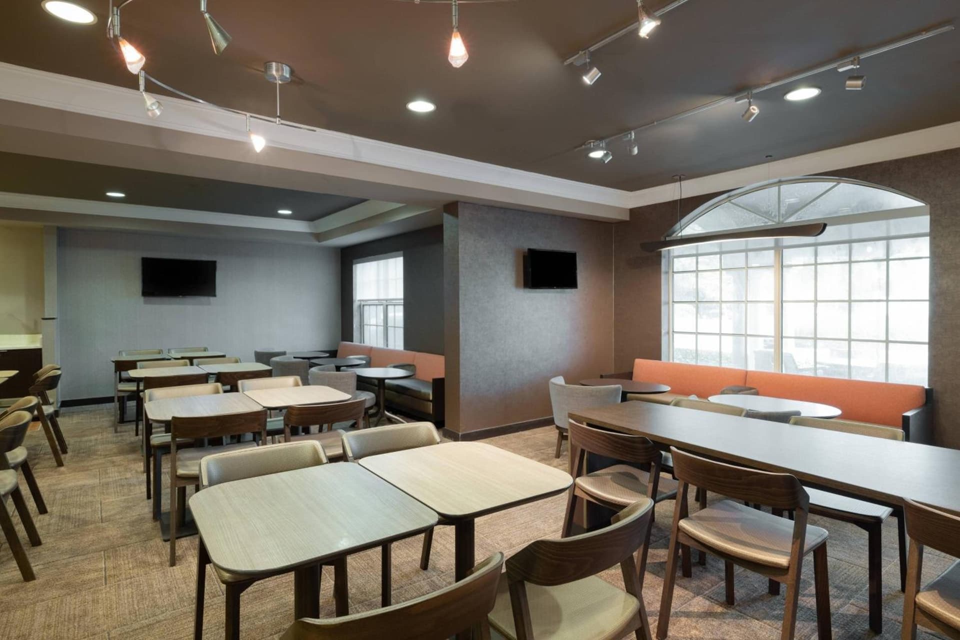 SpringHill Suites by Marriott Williamsburg gallery photo in Williamsburg, VA — image 34
