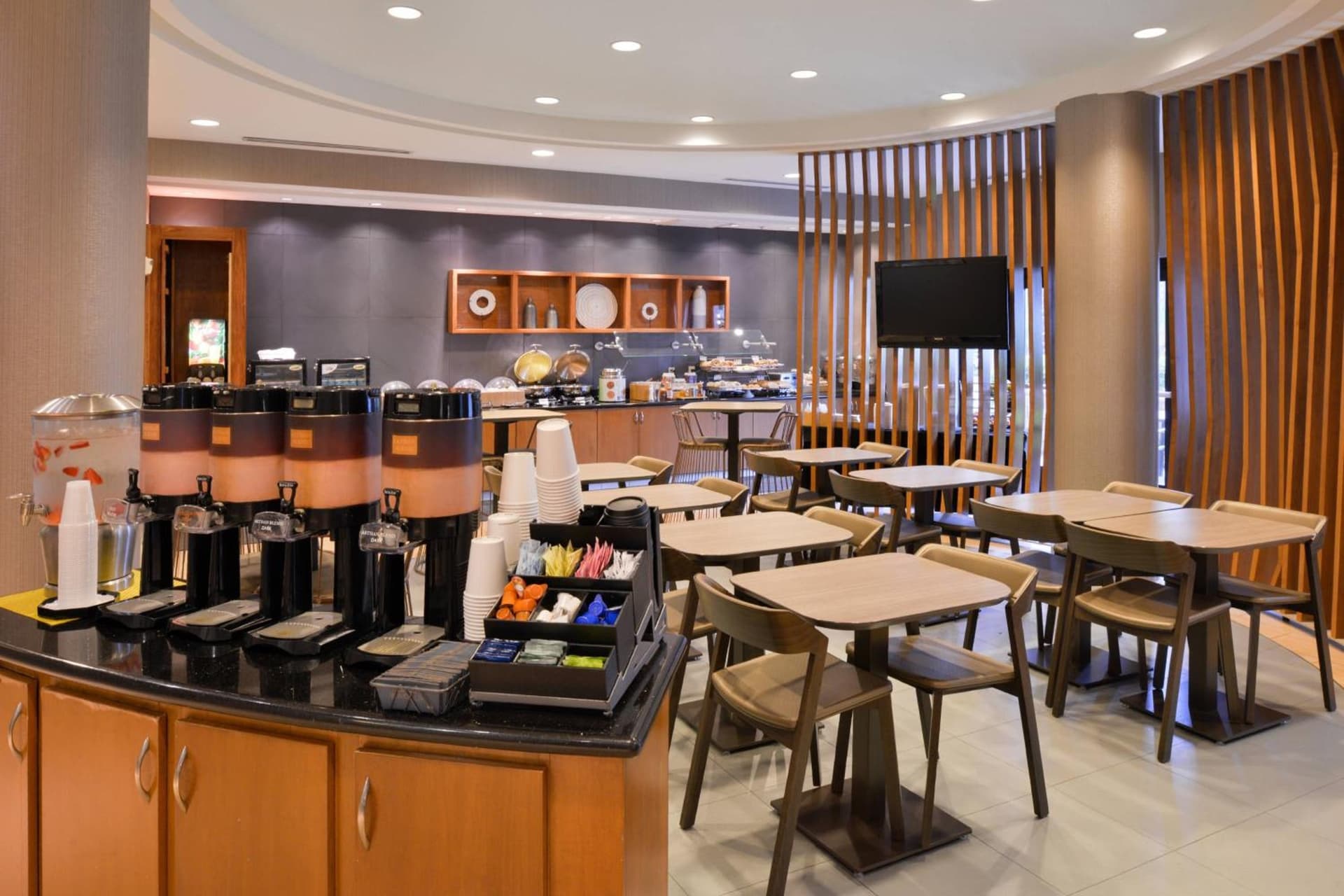 SpringHill Suites by Marriott Corona Riverside gallery photo in Corona, CA — image 8