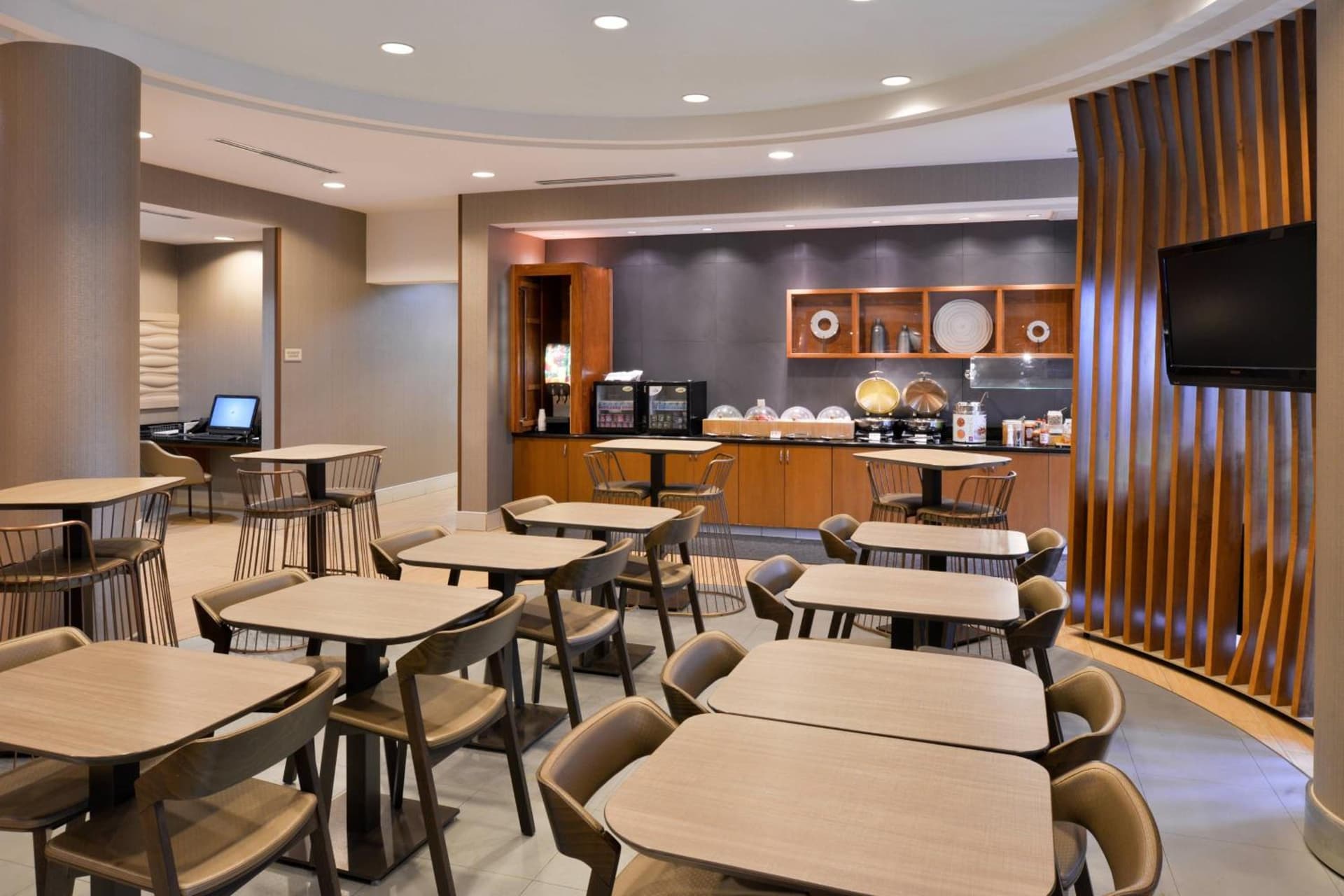 SpringHill Suites by Marriott Corona Riverside gallery photo in Corona, CA — image 14