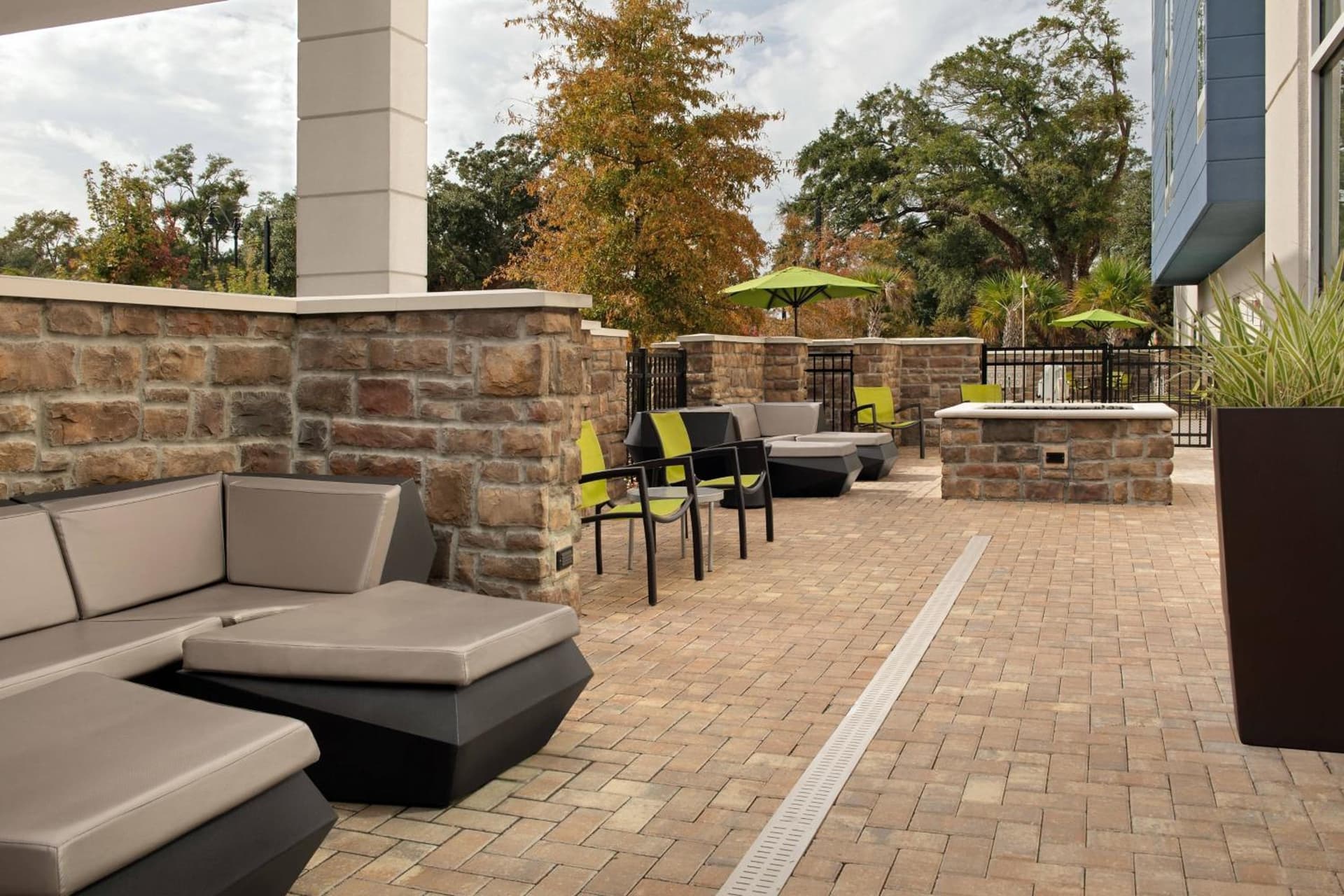 SpringHill Suites By Marriott Charleston Airport & Convention Center gallery photo in Charleston, SC — image 32