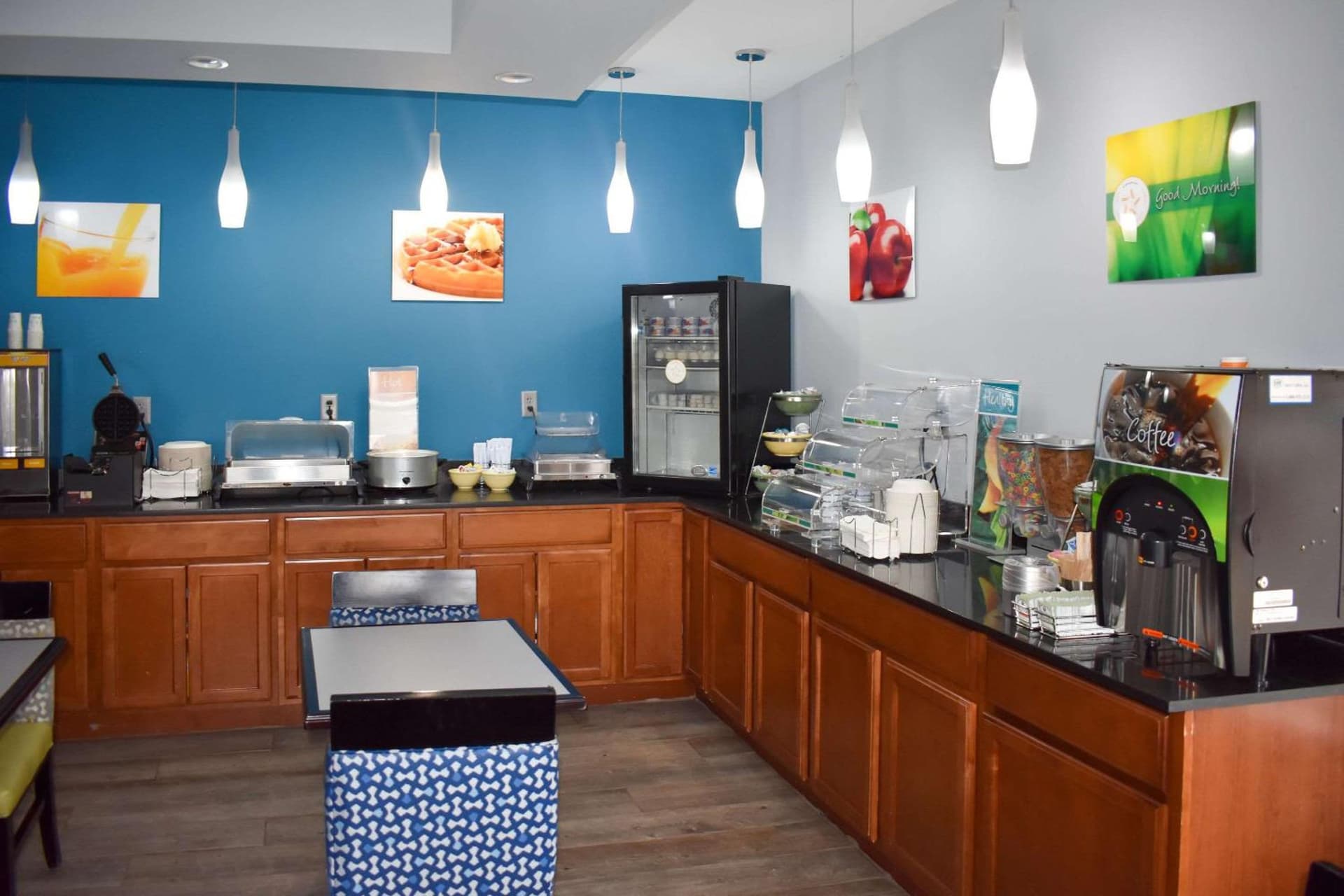 Quality Inn Calhoun North I-75 property views in Calhoun, GA — gallery photo 3