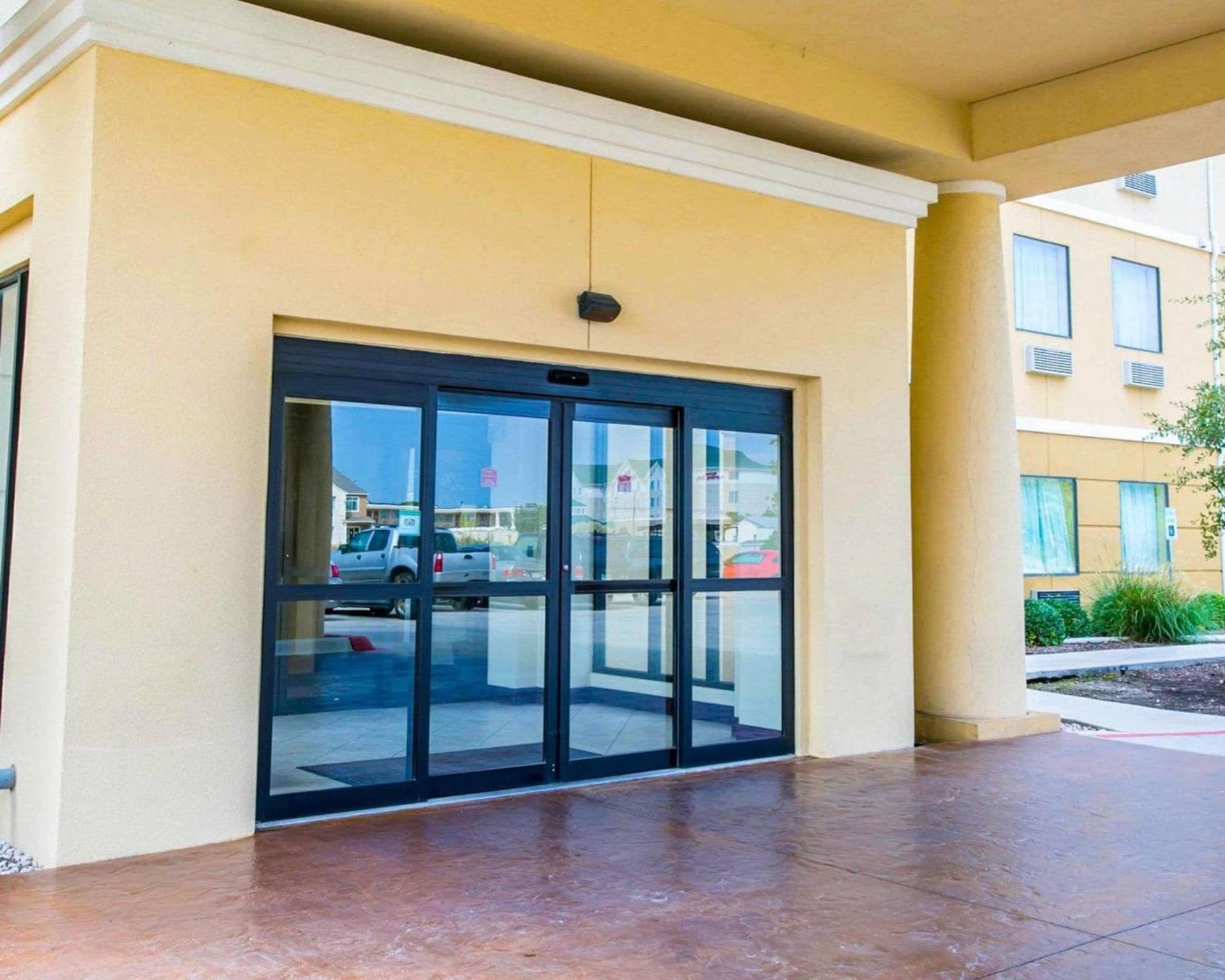 Sleep Inn & Suites New Braunfels property views in New Braunfels, TX — gallery photo 3