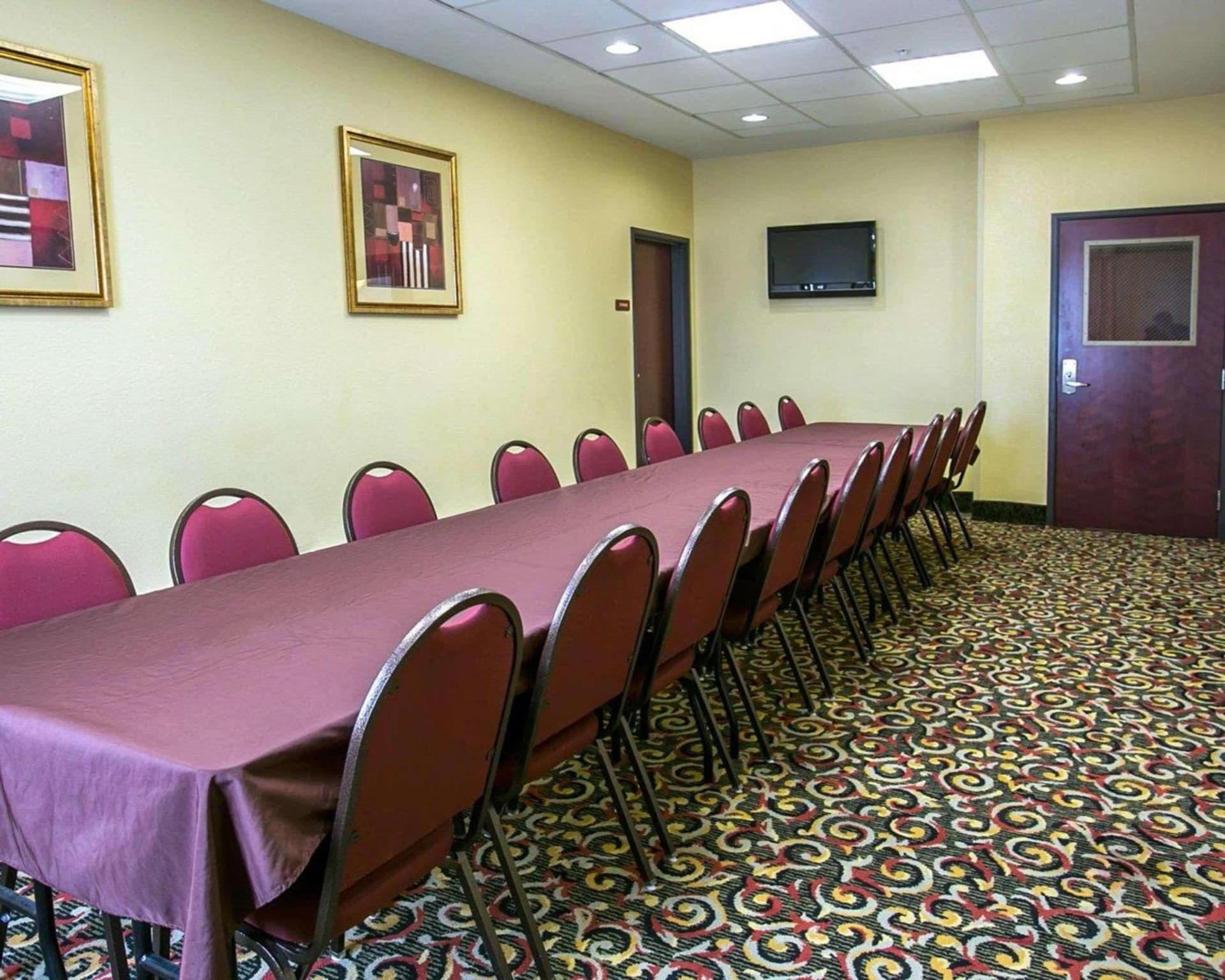 Sleep Inn & Suites New Braunfels gallery photo in New Braunfels, TX — image 12