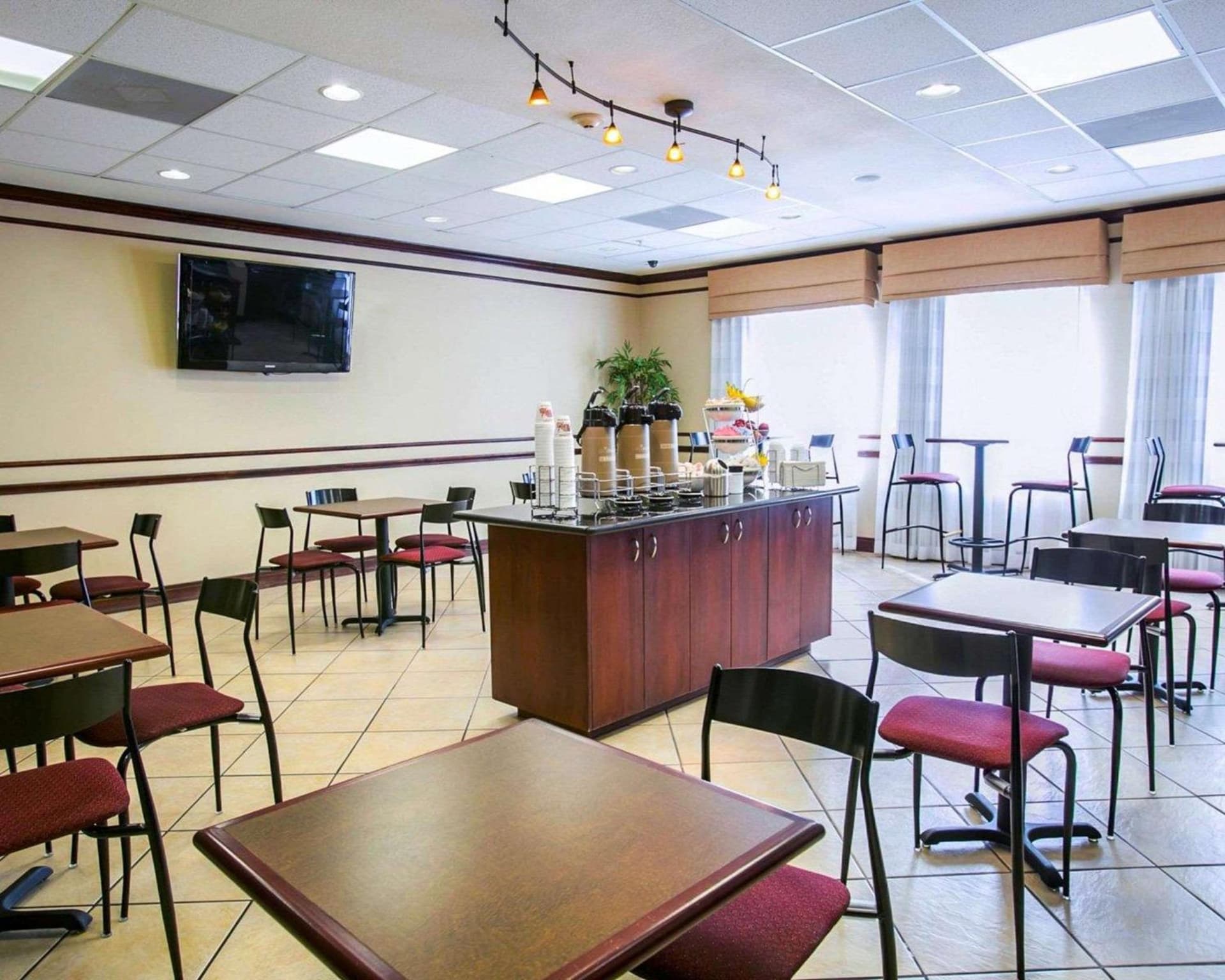 Sleep Inn & Suites New Braunfels gallery photo in New Braunfels, TX — image 26