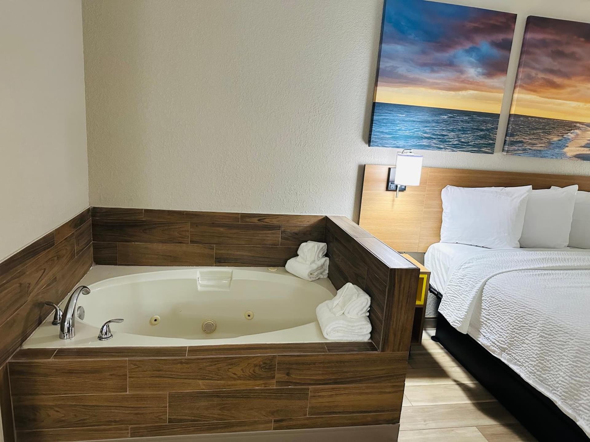 Days Inn by Wyndham Ocala North gallery photo in Ocala, FL — image 6