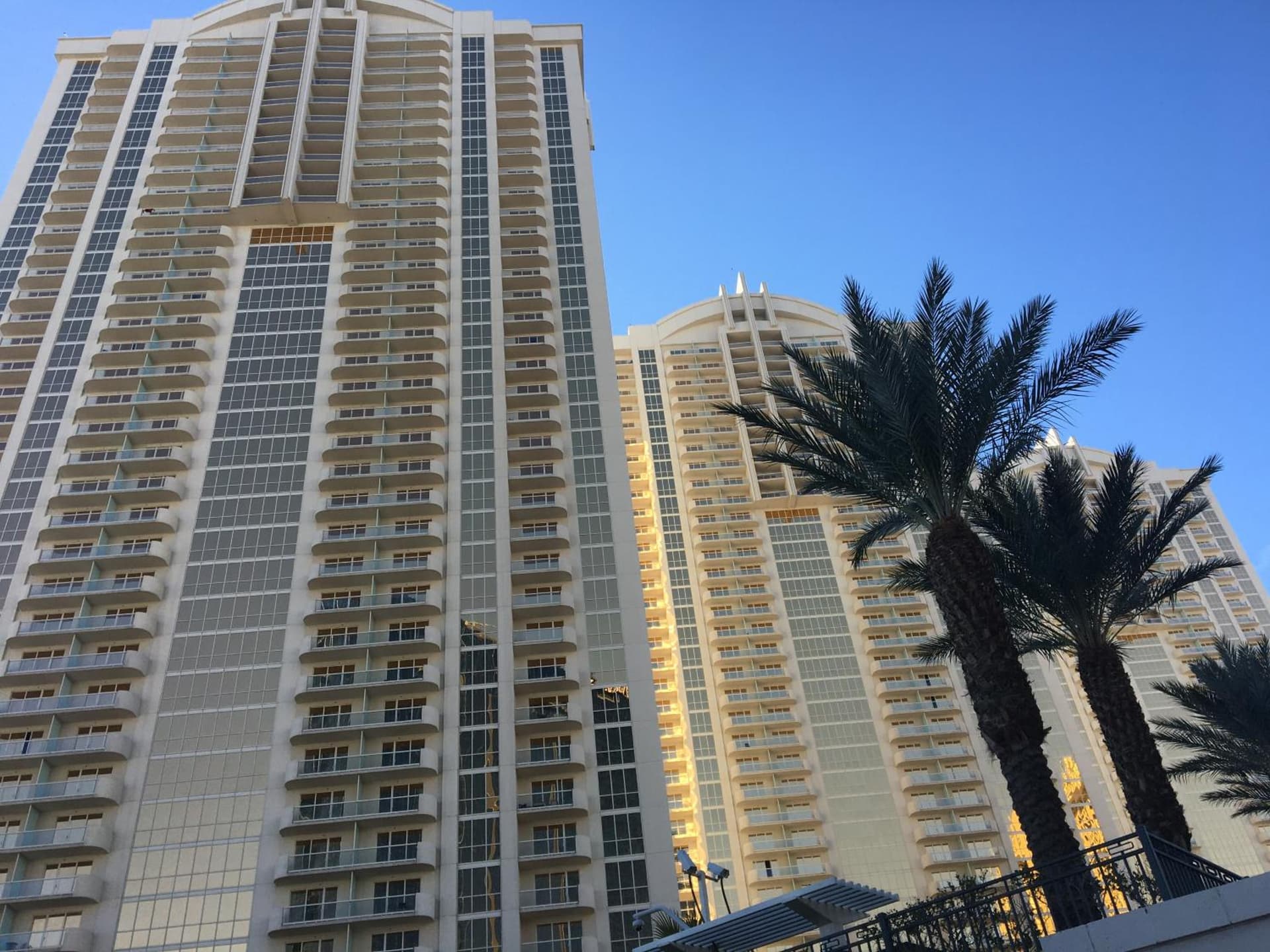 MGM Signature Condo Hotel by Owner - No Resort Fee !! featured exterior or lobby in Las Vegas, NV — similar hotel