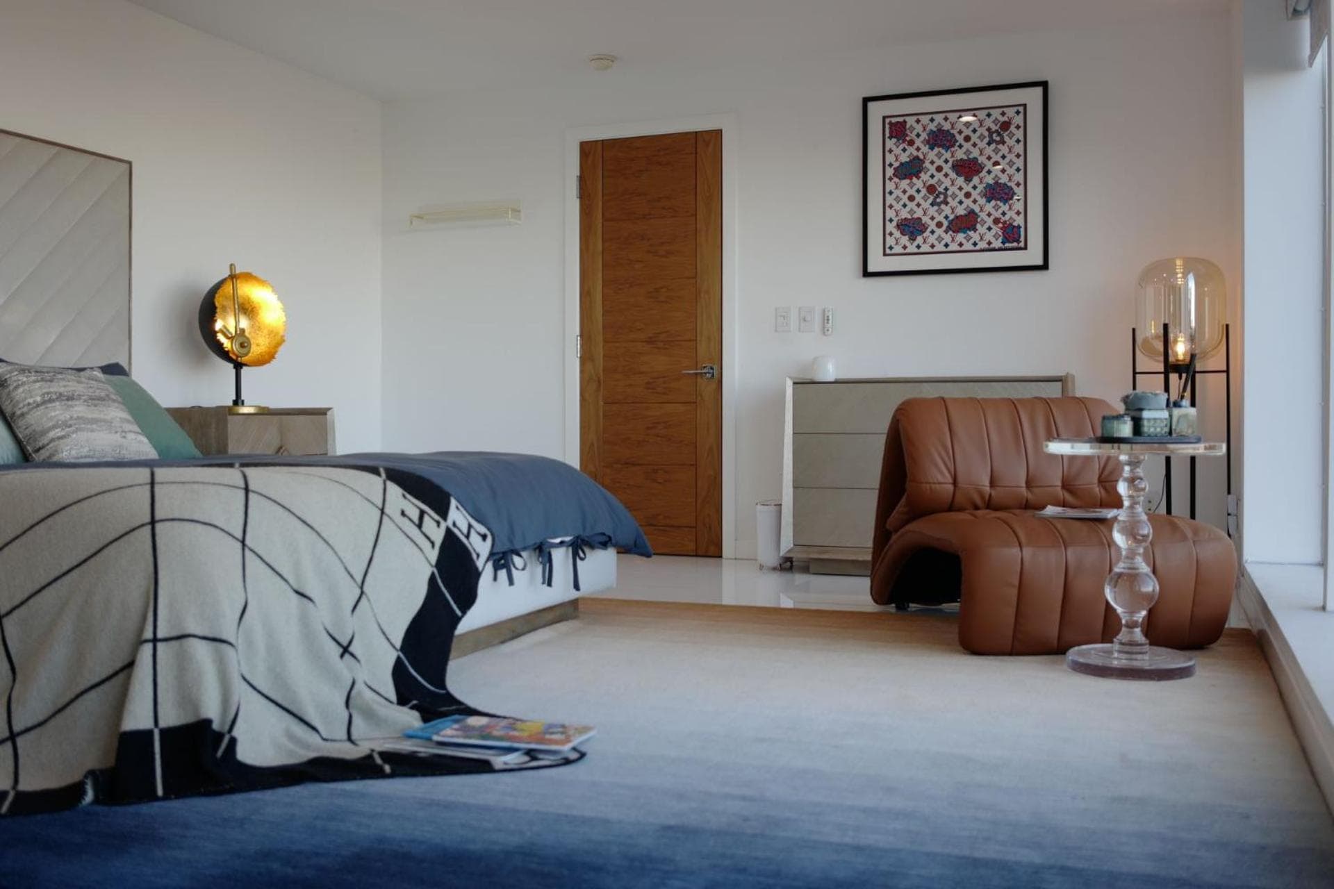 Skyline Serenity Luxe Suite-Private Room property views in Los Angeles, CA — gallery photo 3
