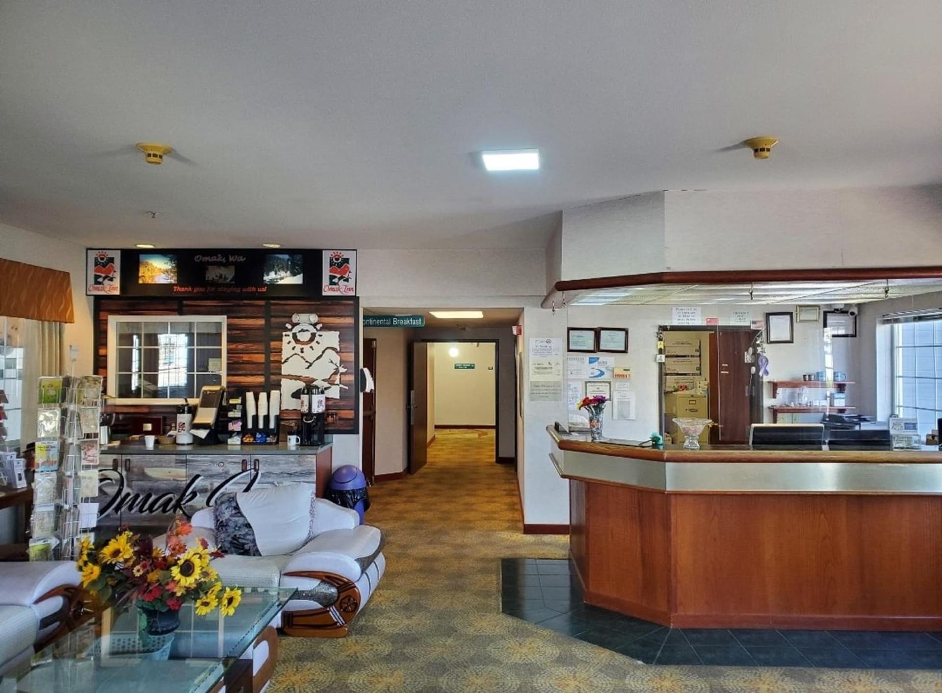 Omak Inn interior in Omak, WA — gallery photo 2
