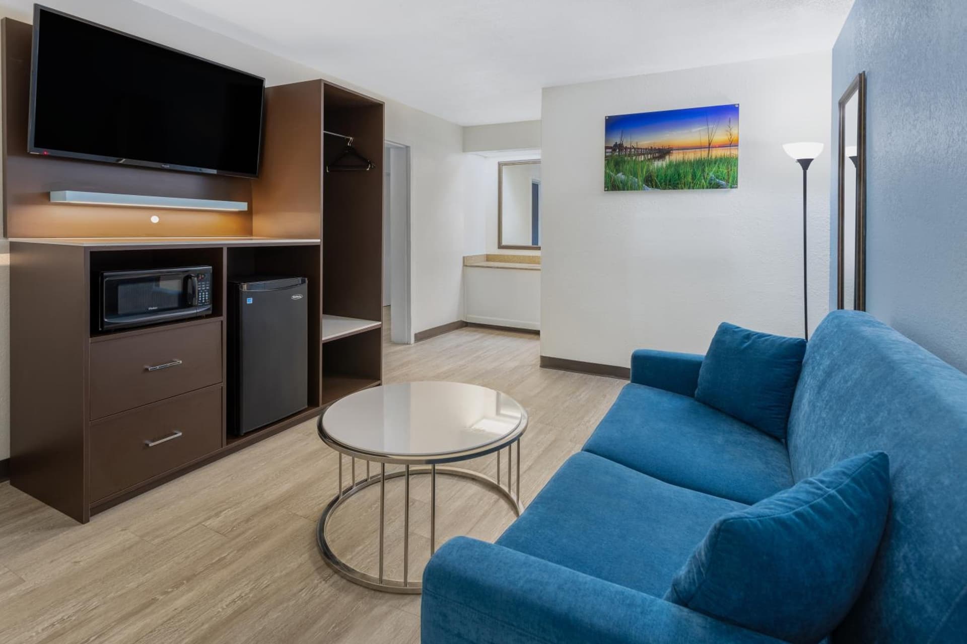 Studio 6 Suites Jacksonville, NC - Camp LeJeune gallery photo in Jacksonville, NC — image 38