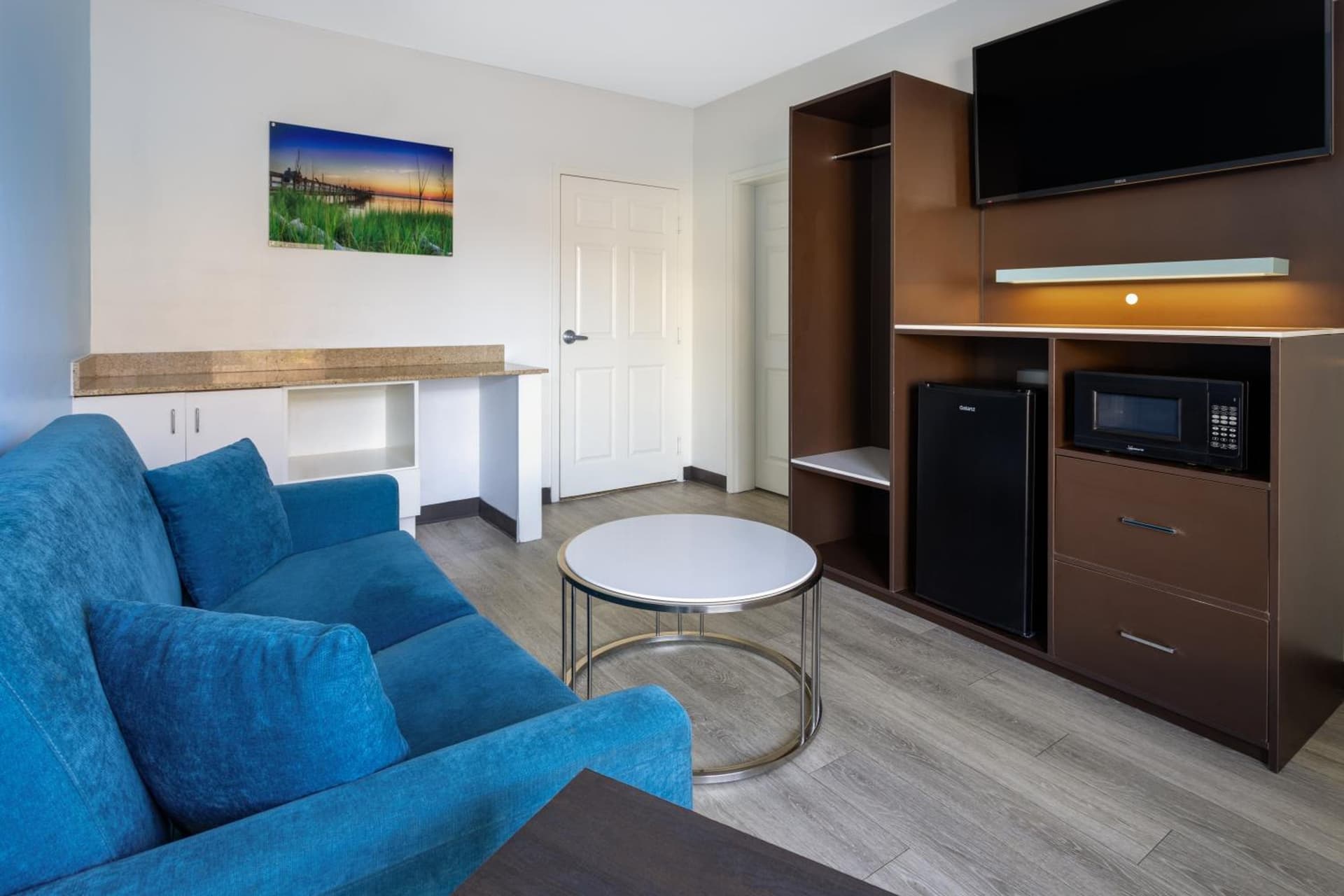 Studio 6 Suites Jacksonville, NC - Camp LeJeune gallery photo in Jacksonville, NC — image 37