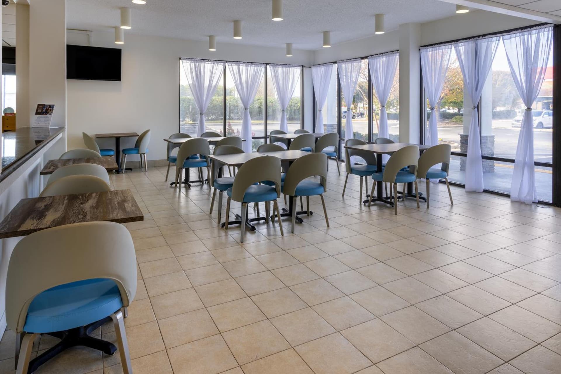 Studio 6 Suites Jacksonville, NC - Camp LeJeune gallery photo in Jacksonville, NC — image 23