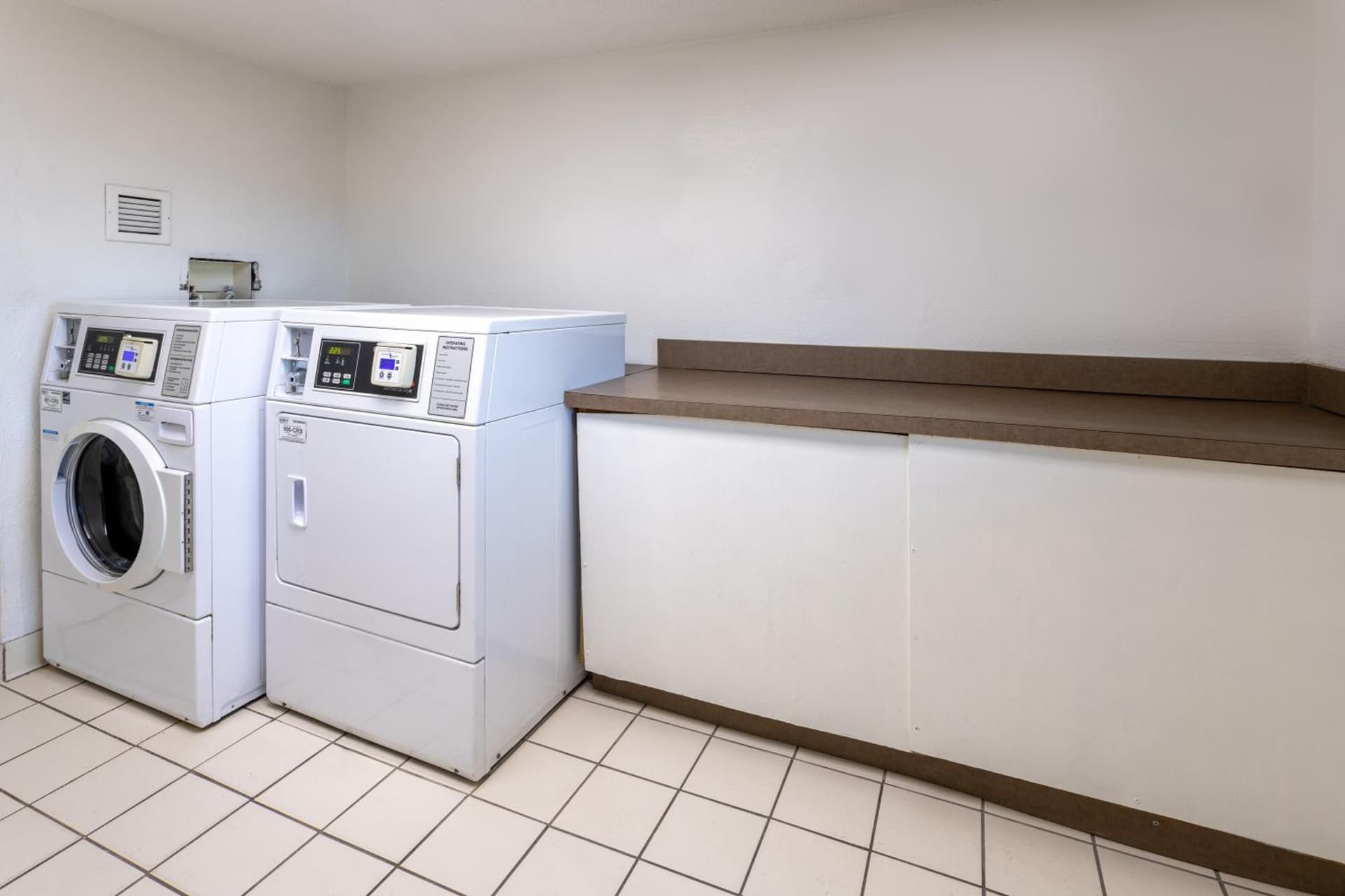 Studio 6 Suites Jacksonville, NC - Camp LeJeune gallery photo in Jacksonville, NC — image 49