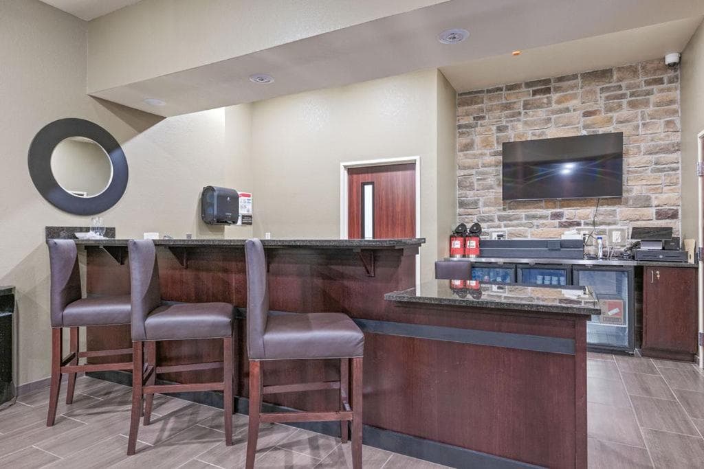 Cobblestone Hotel & Suites - Mosinee interior in Mosinee, WI — gallery photo 2