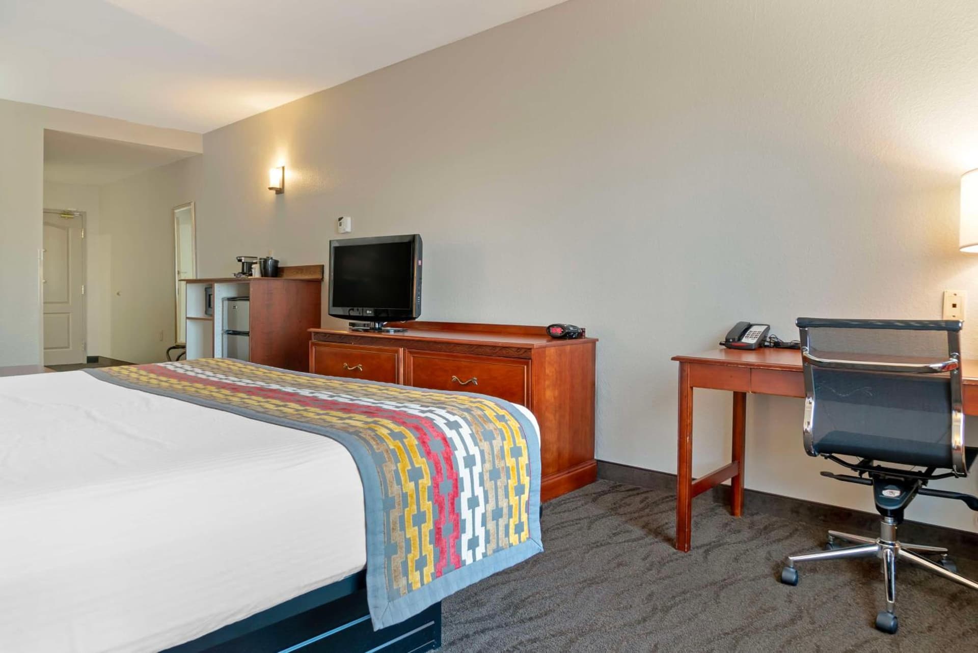 The Grand Select interior in Grand Rapids, MI — gallery photo 2