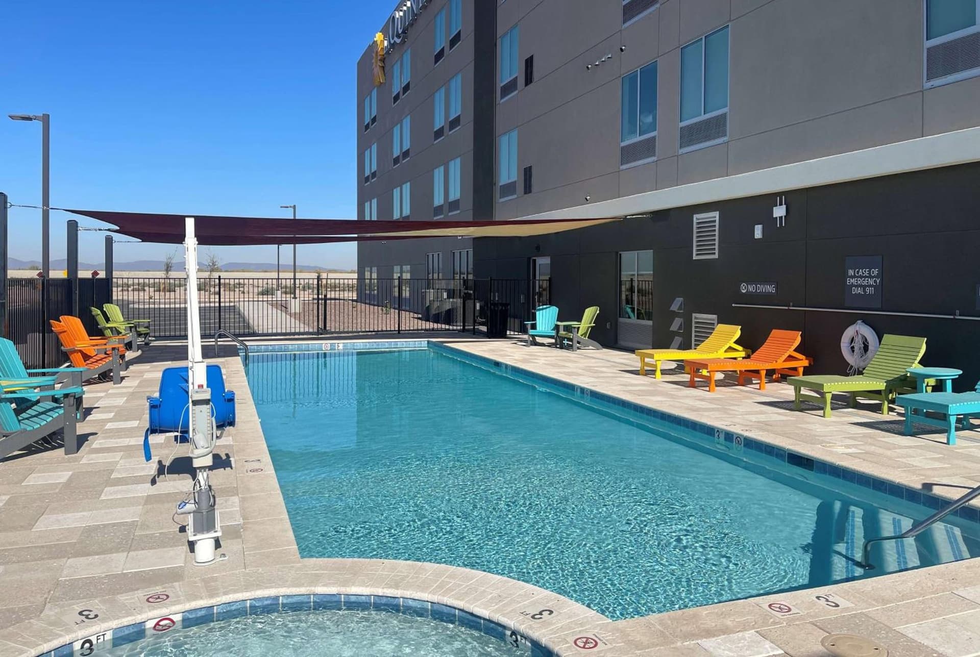 La Quinta Inn & Suites by Wyndham Yuma gallery photo in Yuma, AZ — image 23