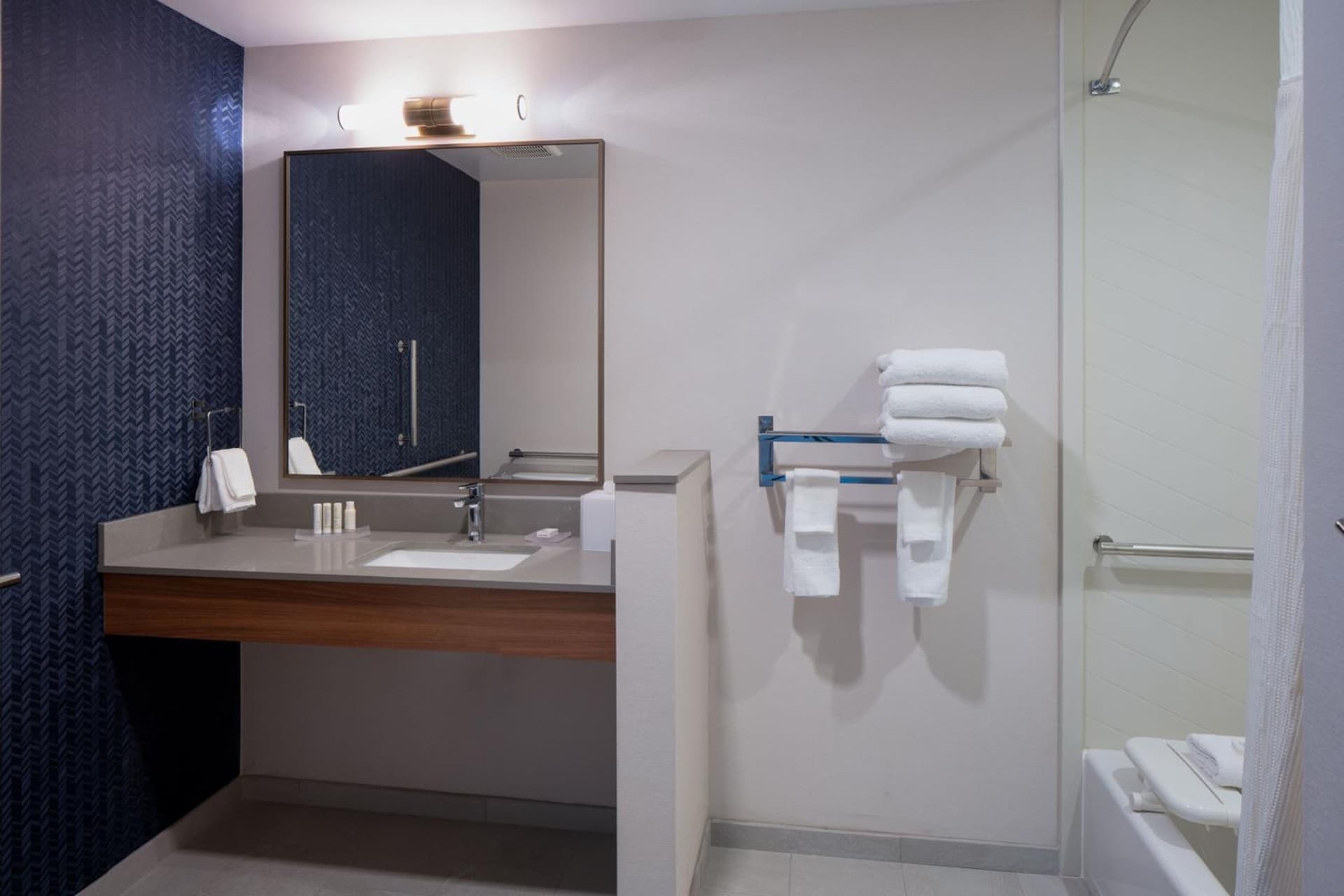 Fairfield by Marriott Inn & Suites Somerset gallery photo in Somerset — image 16