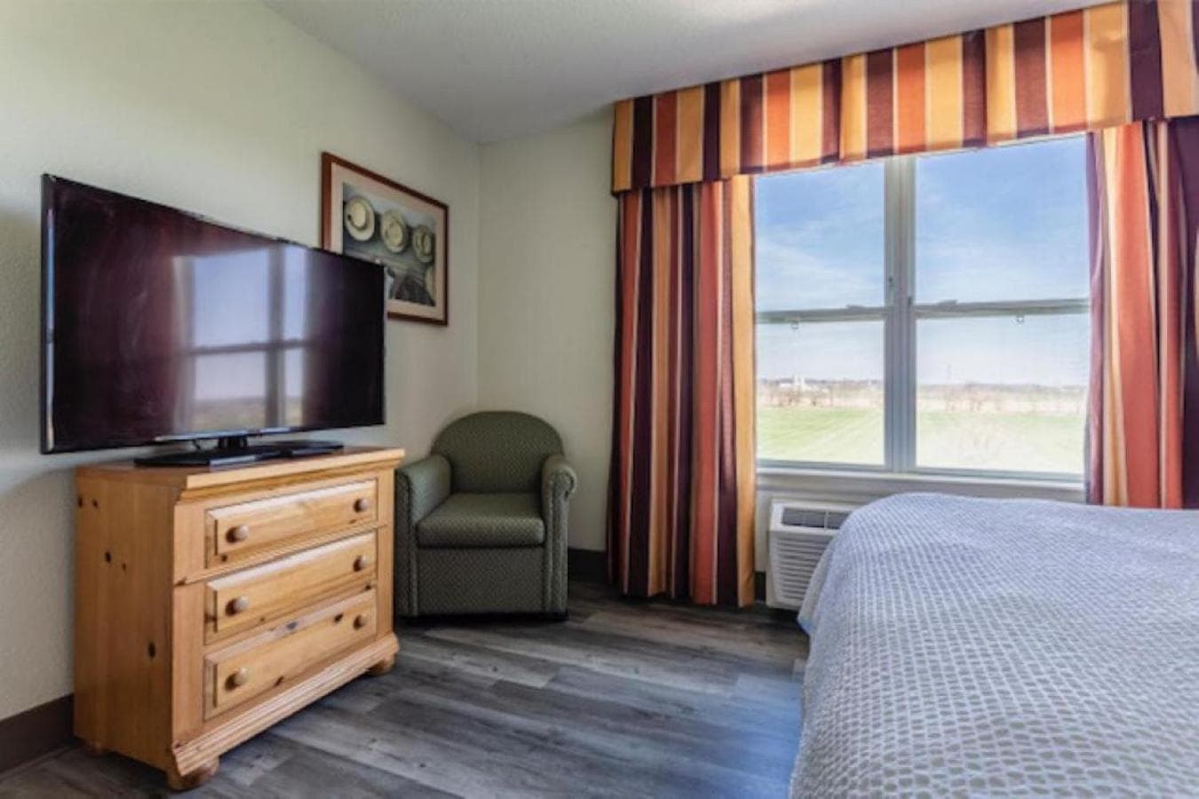 Lancaster Inn & Suites gallery photo in Manheim, PA — image 4