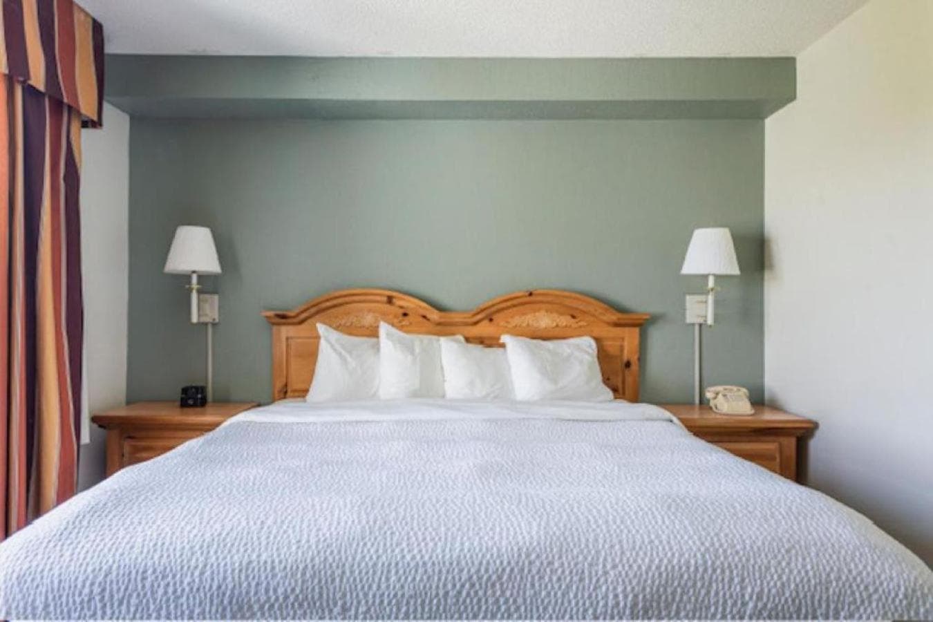 Lancaster Inn & Suites gallery photo in Manheim, PA — image 13