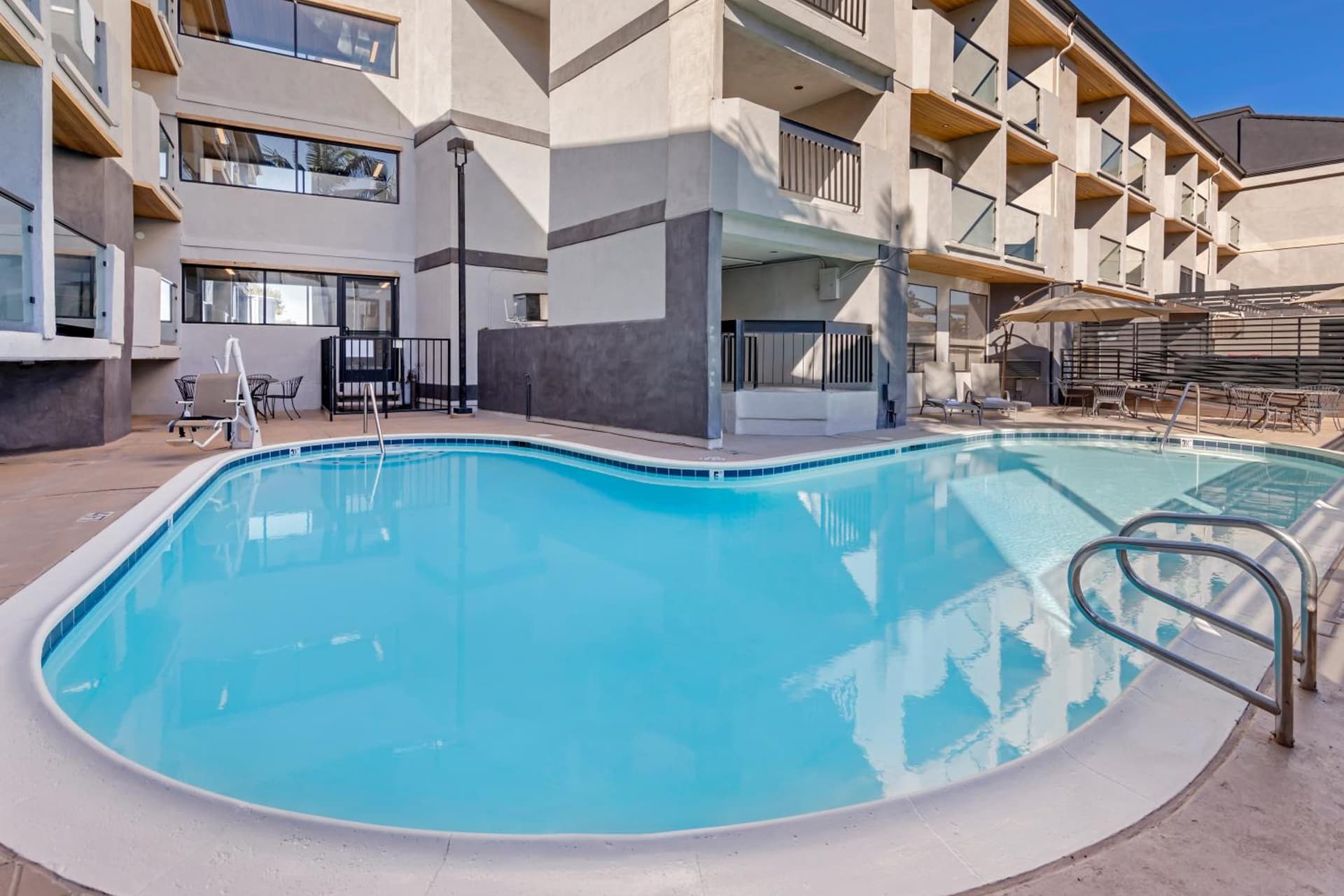 Comfort Inn & Suites Irvine Spectrum gallery photo in Lake Forest, CA — image 15