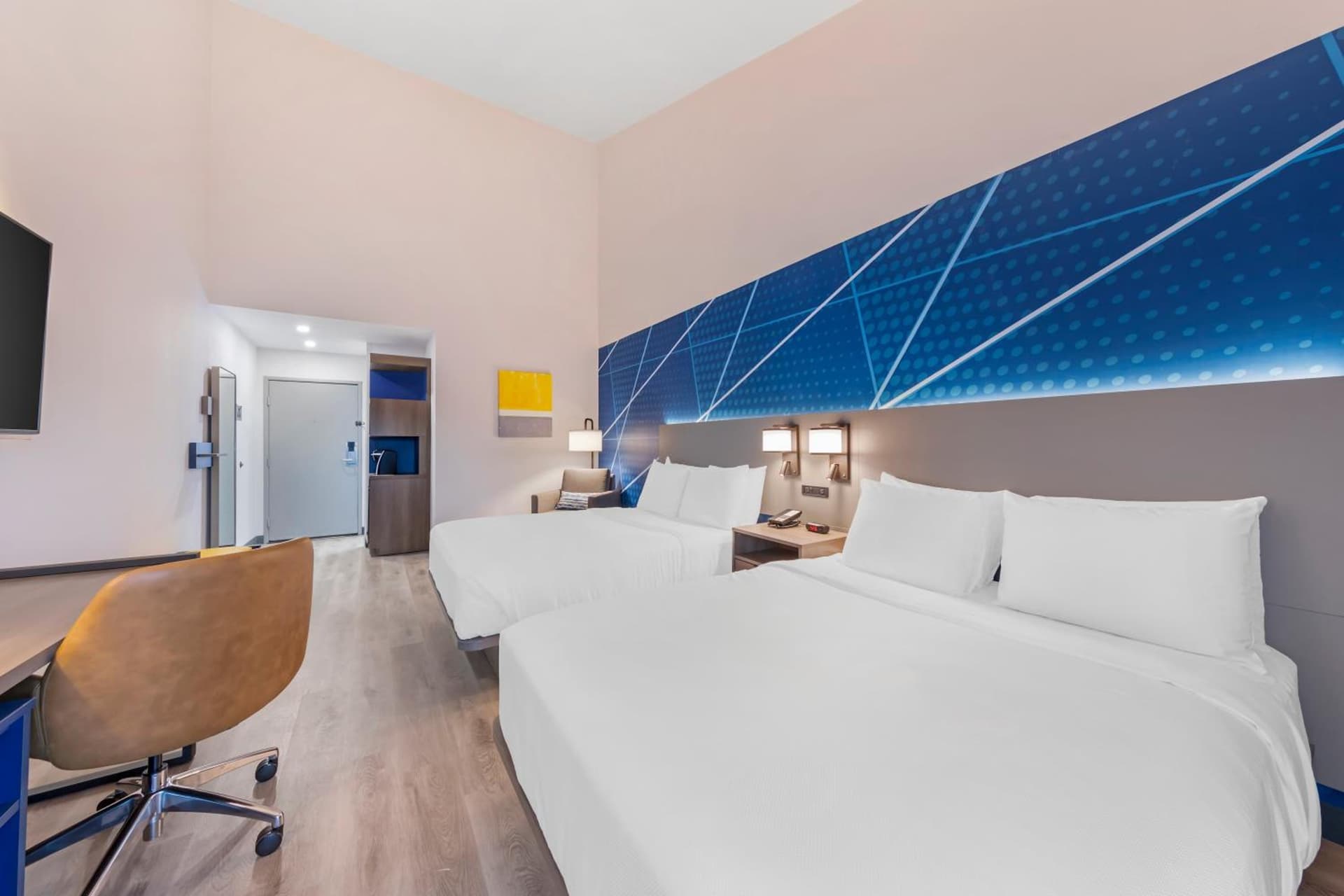 Comfort Inn & Suites Irvine Spectrum gallery photo in Lake Forest, CA — image 23