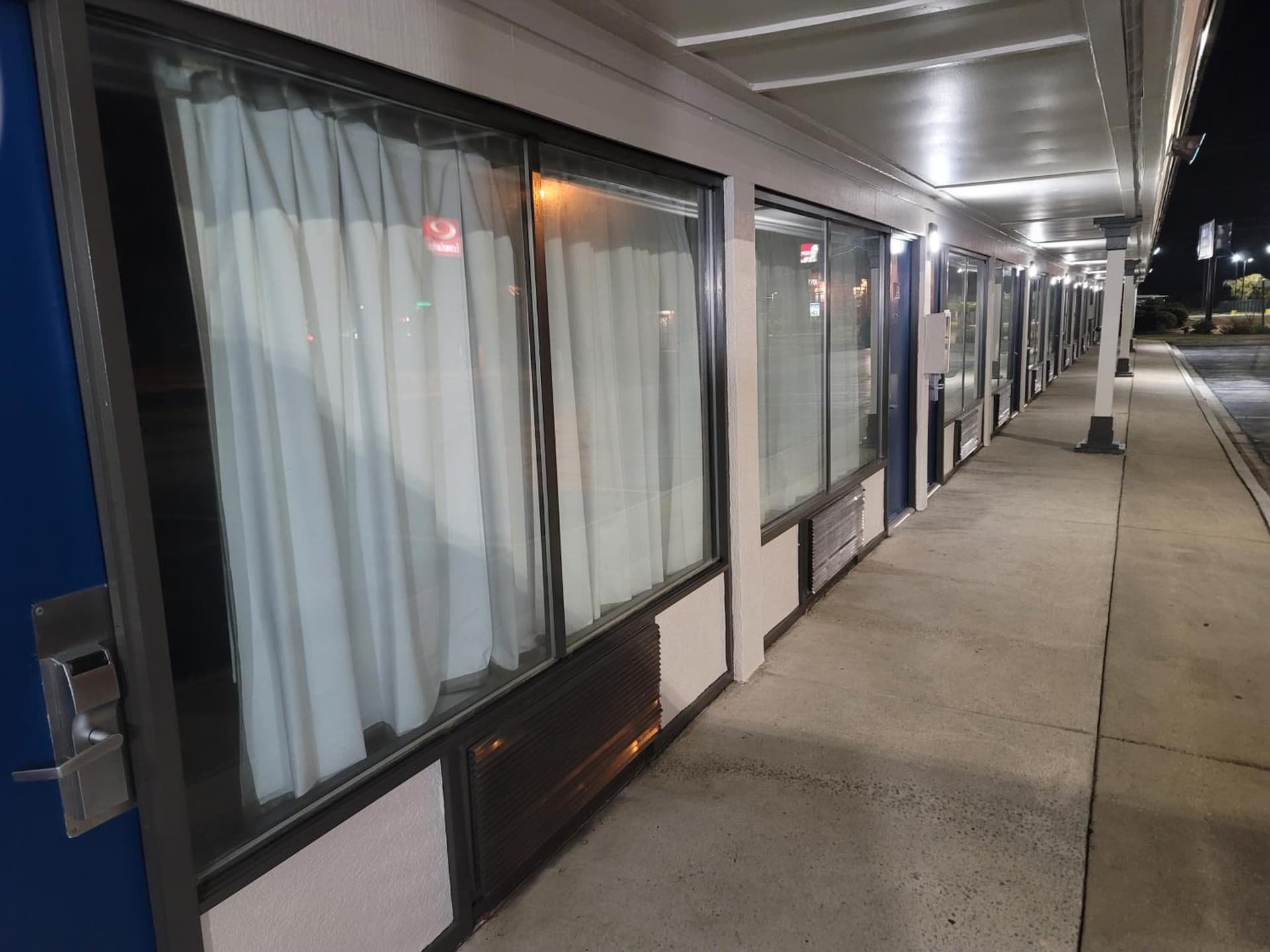 Studio 6 Suites Hinesville, GA featured exterior or lobby in Hinesville, GA — similar hotel