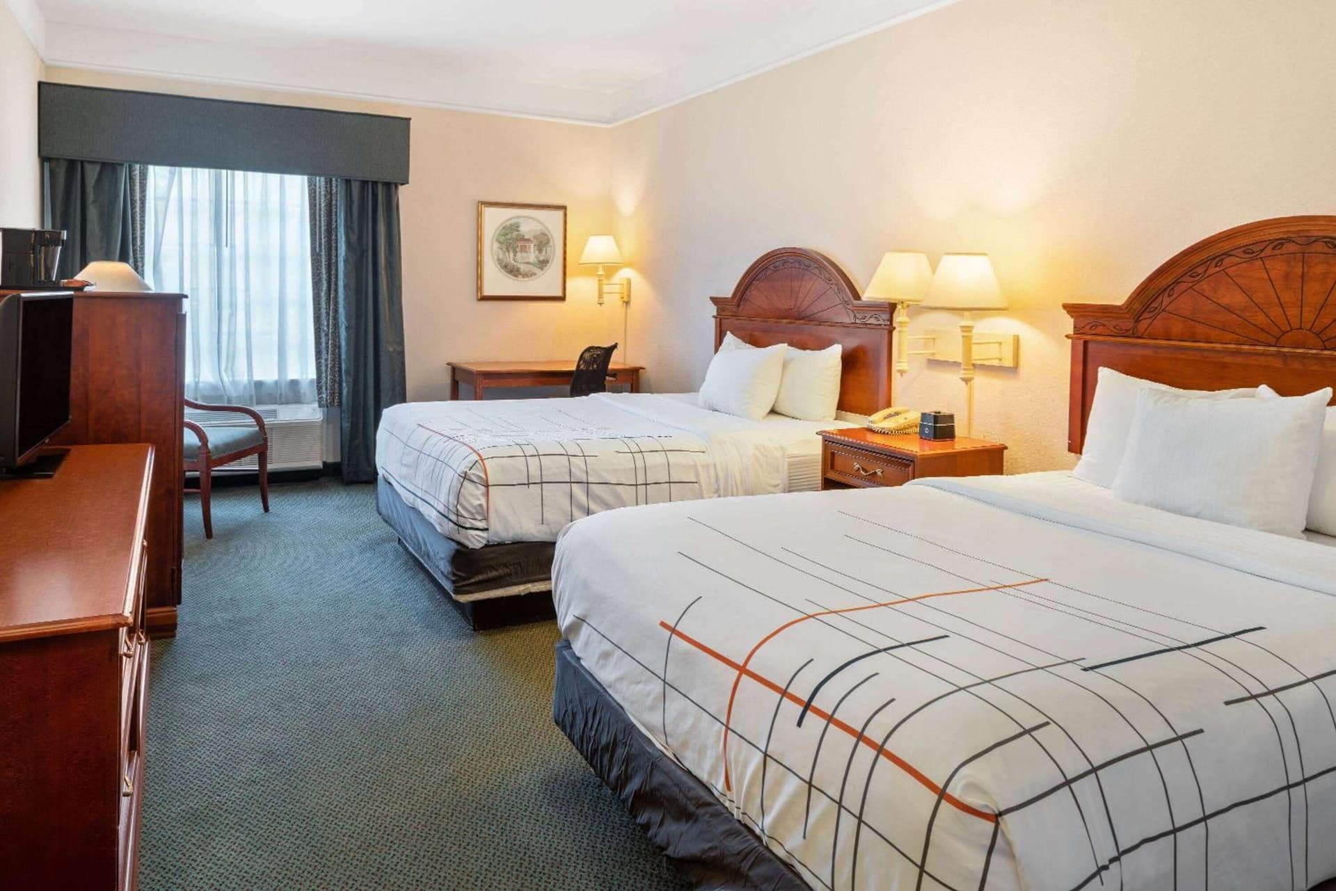 La Quinta Inn and Suites Fort Myers I-75 gallery photo in Fort Myers, FL — image 7