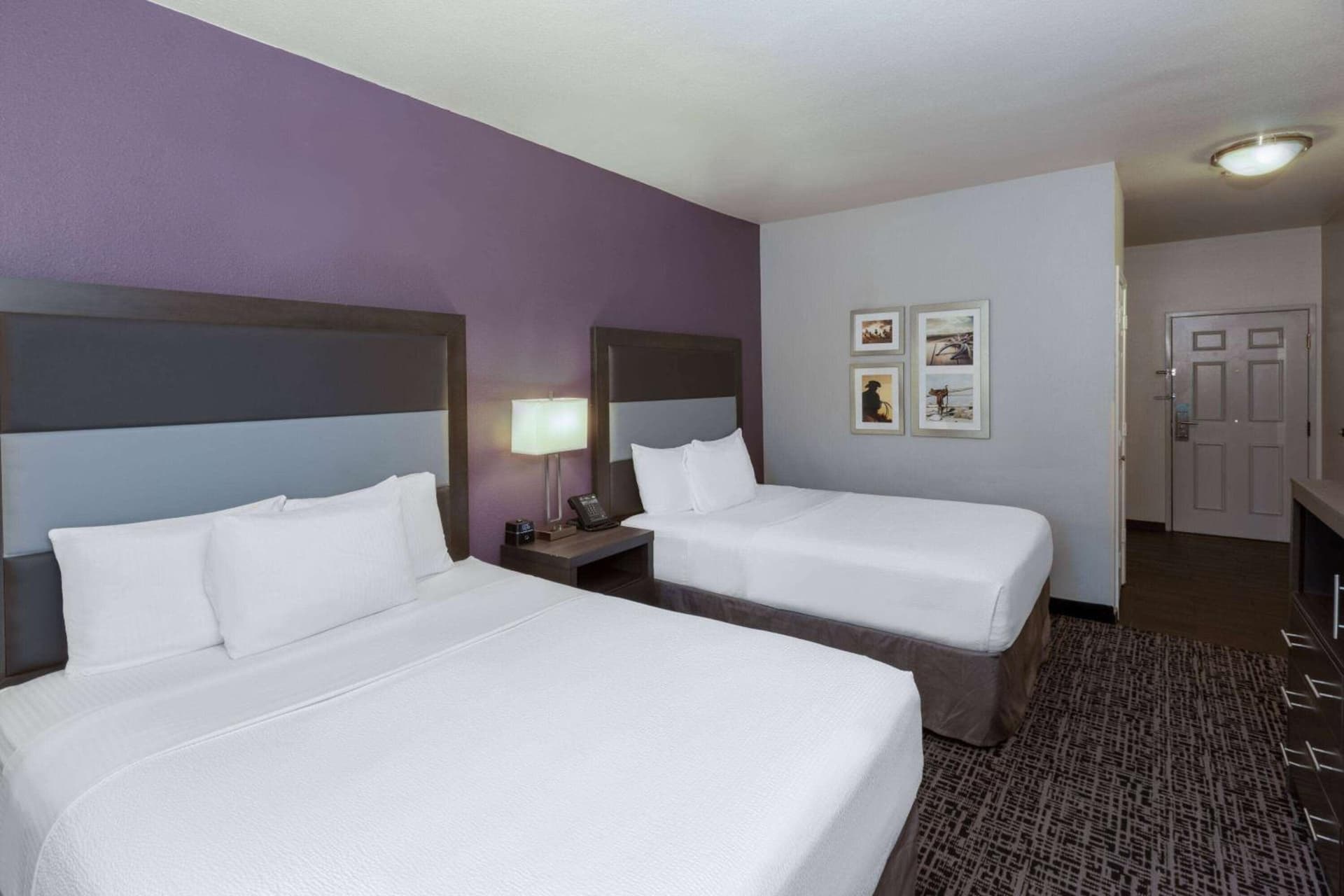 La Quinta by Wyndham Rockwall interior in Rockwall, TX — gallery photo 2