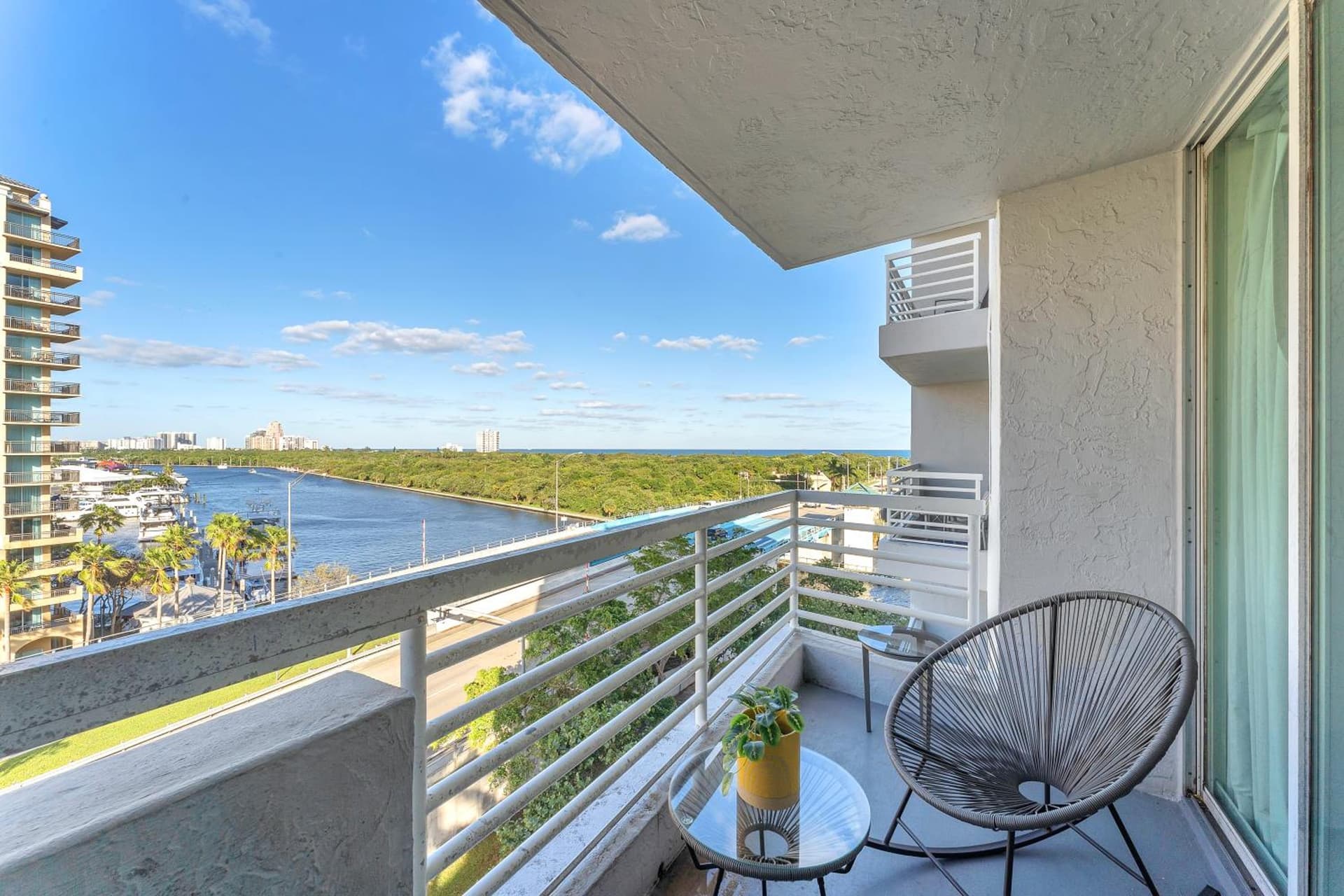 Eternal Sunrise Suite interior in Fort Lauderdale, FL — gallery photo 2