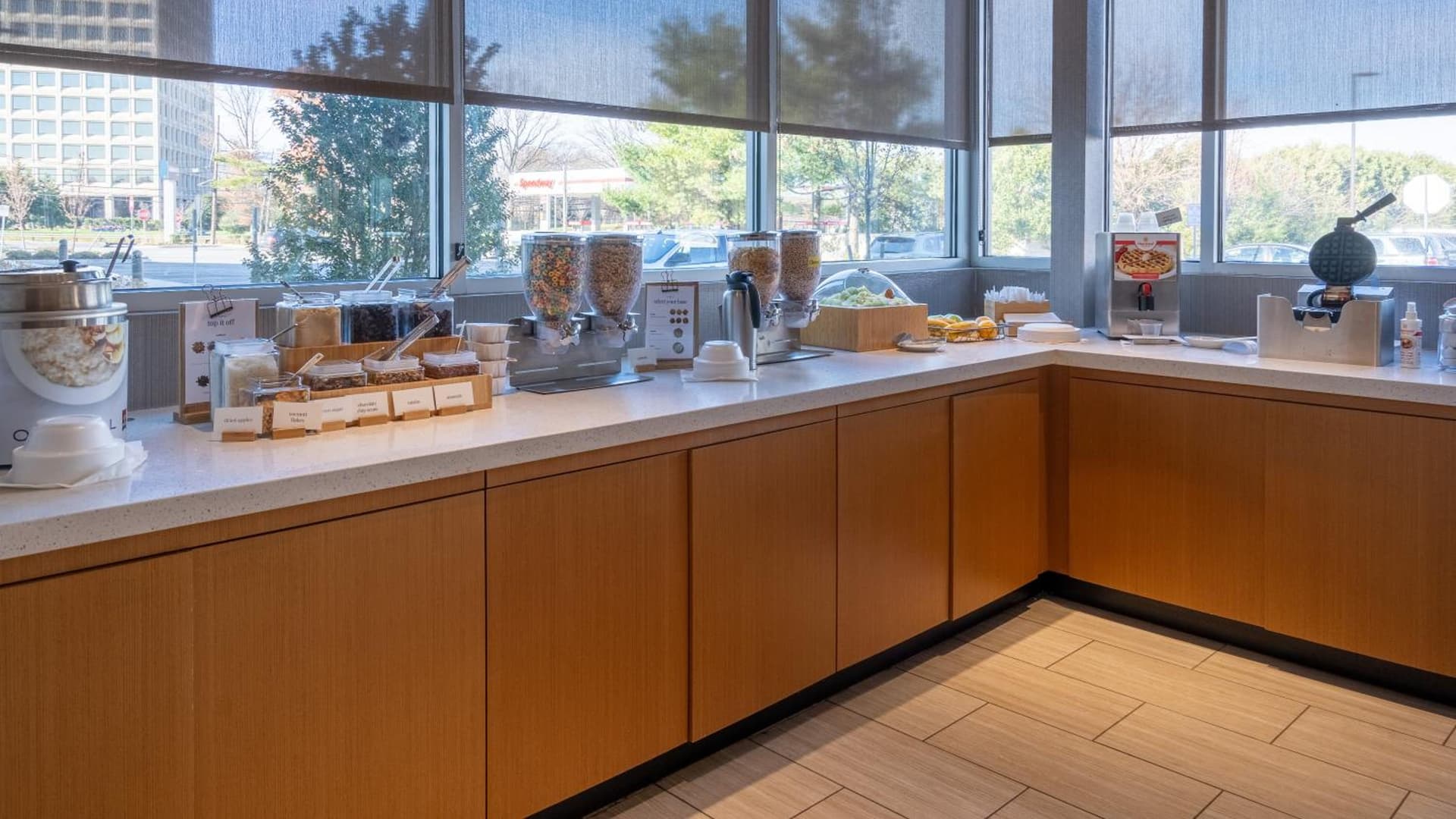 SpringHill Suites by Marriott Woodbridge gallery photo in Woodbridge — image 8