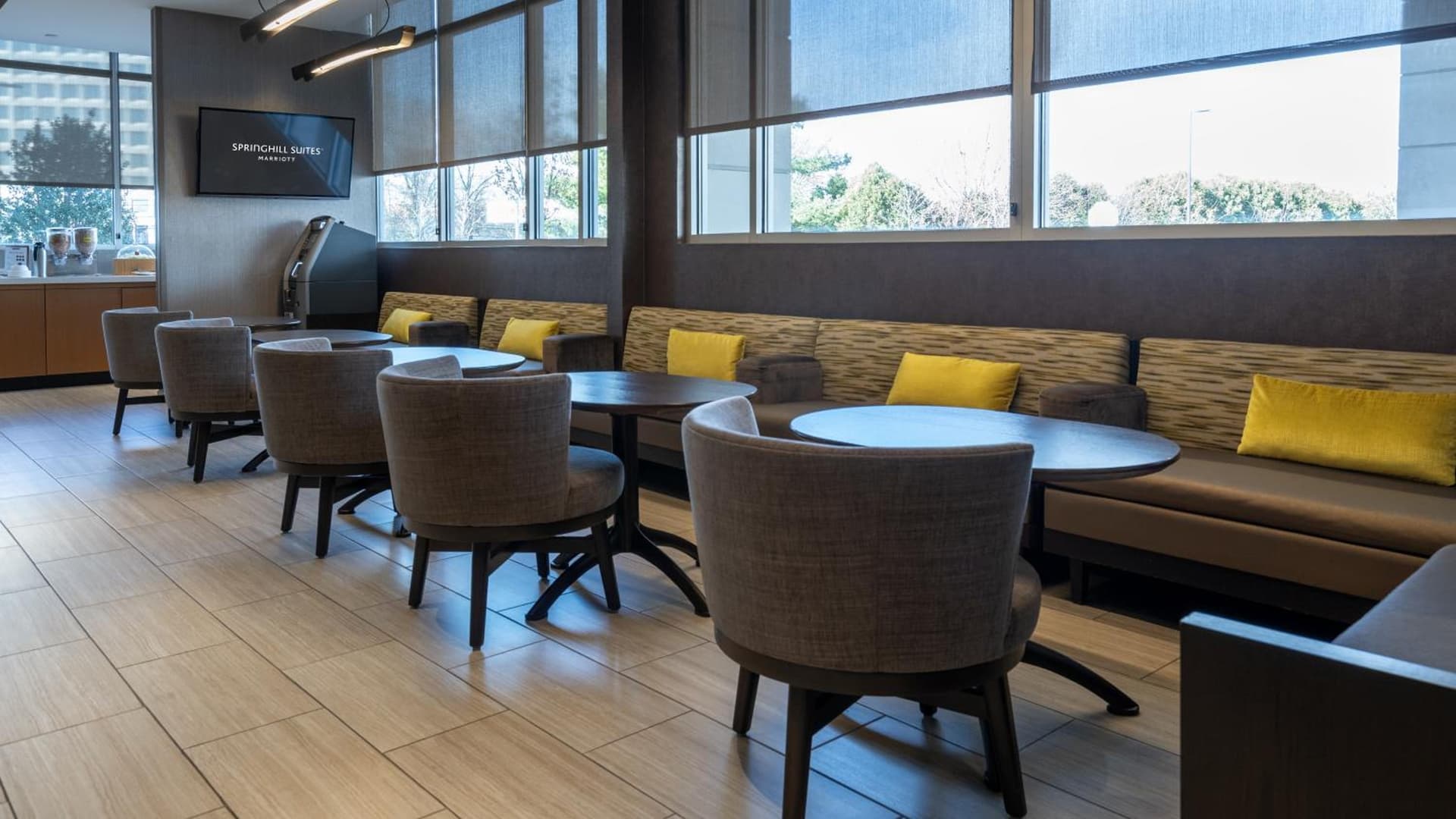 SpringHill Suites by Marriott Woodbridge gallery photo in Woodbridge — image 22