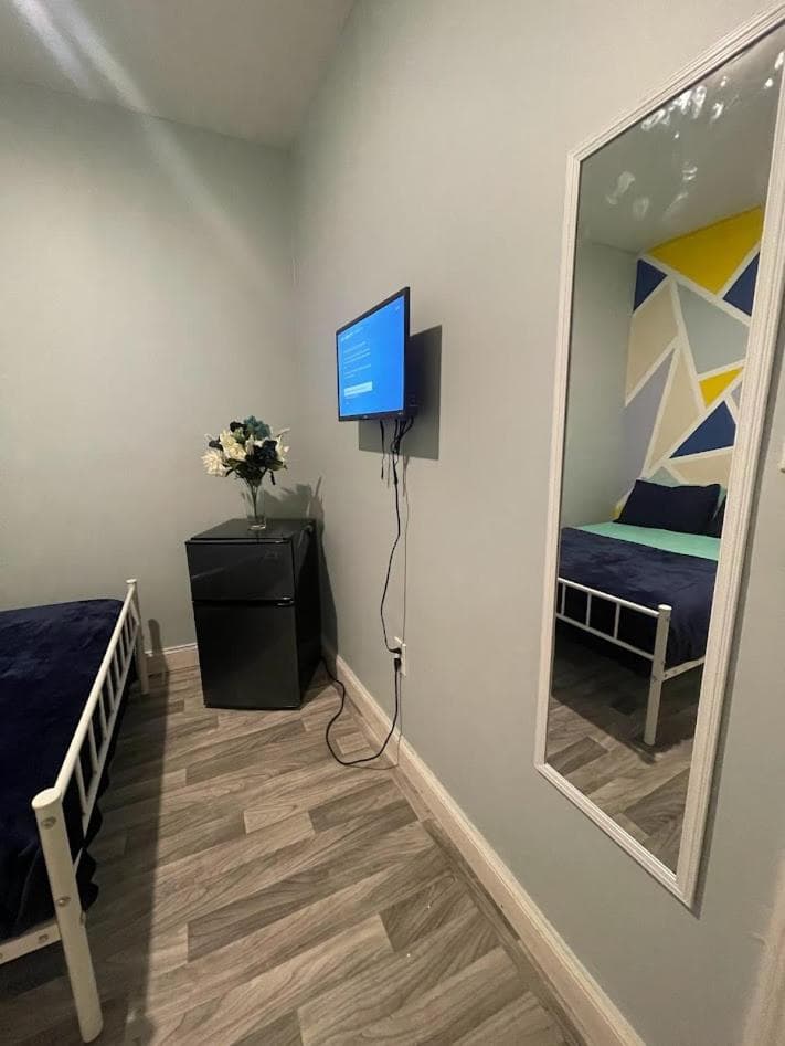 SUITE DREAMs CARROLL 10 featured exterior or lobby in Paterson, NJ — similar hotel