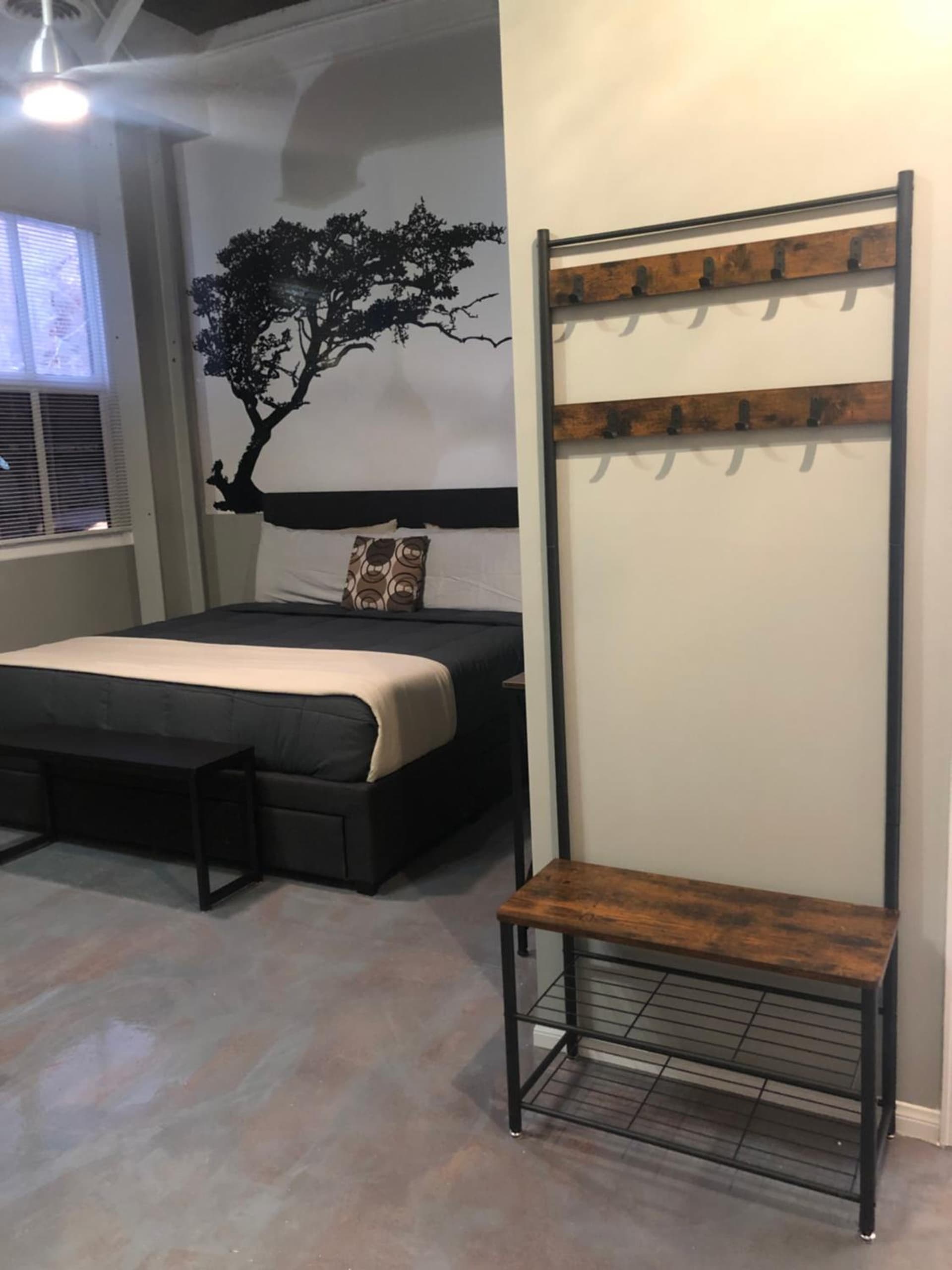 Hotel Royal gallery photo in Long Beach, CA — image 30