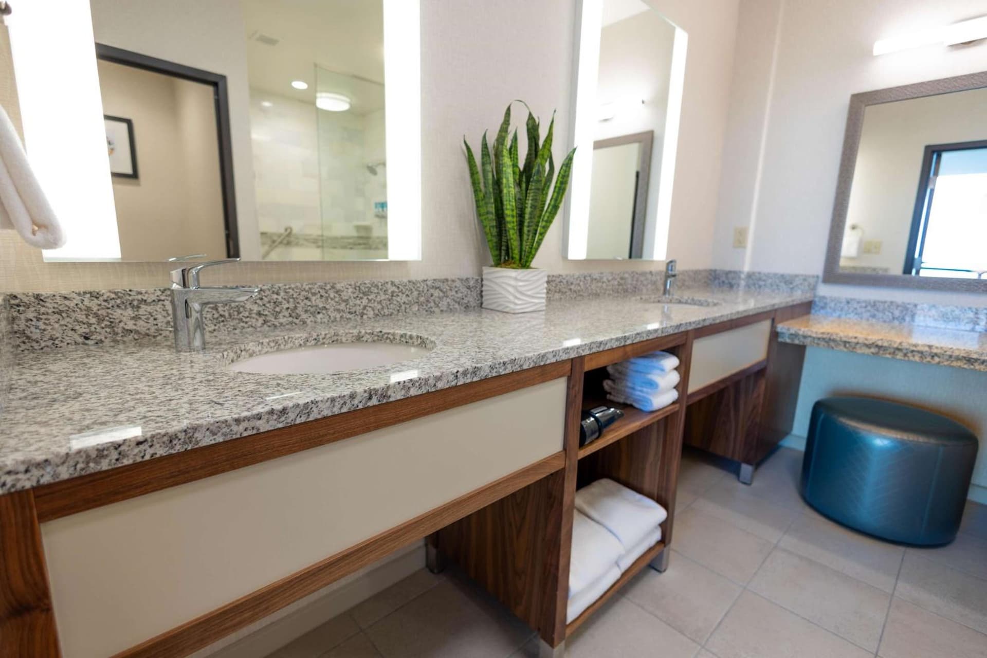 Drury Plaza Hotel Orlando - Disney Springs Area gallery photo in Orlando, FL — image 27
