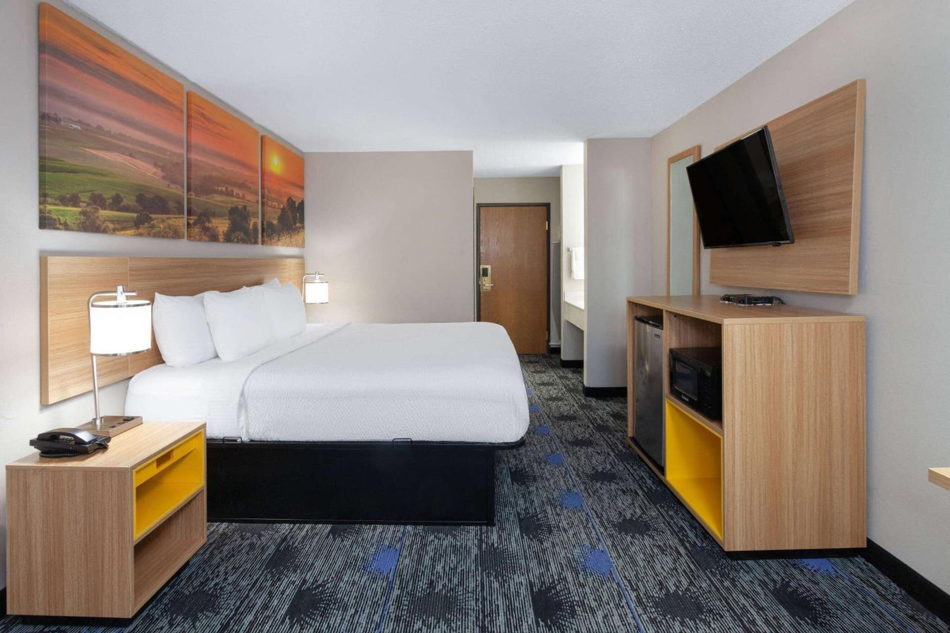 Days Inn by Wyndham Wooster gallery photo in Wooster, OH — image 14