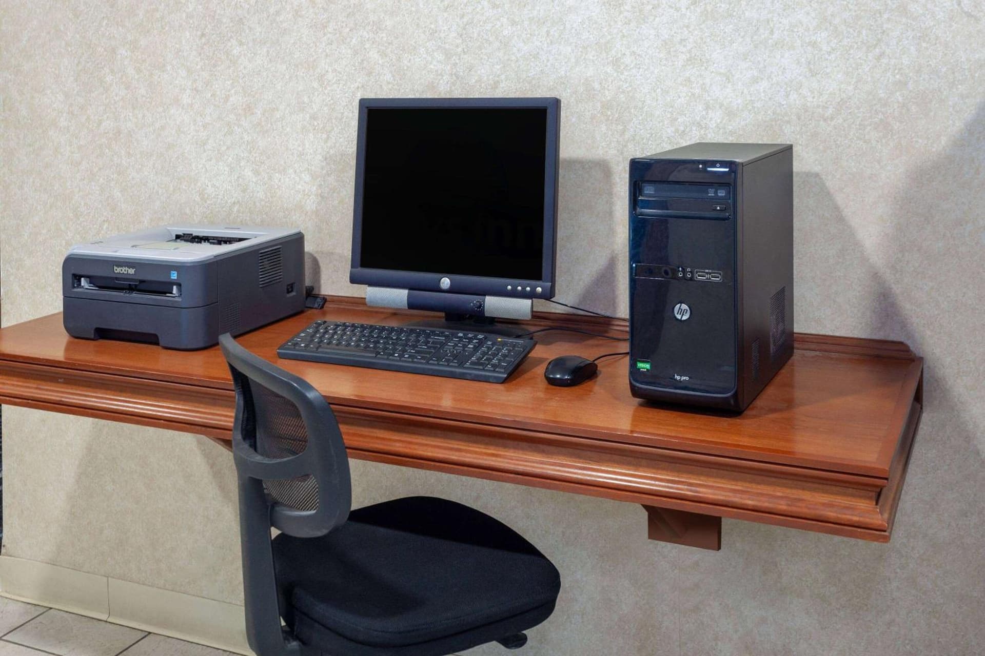 Days Inn by Wyndham Wooster gallery photo in Wooster, OH — image 33