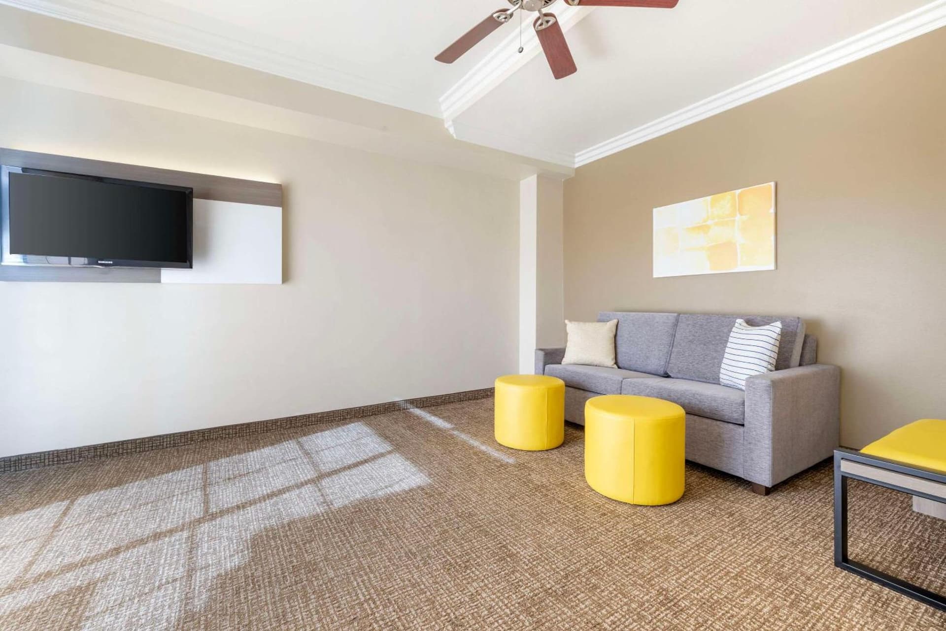 Comfort Suites Oceanside Camp Pendleton Area gallery photo in Oceanside, CA — image 45
