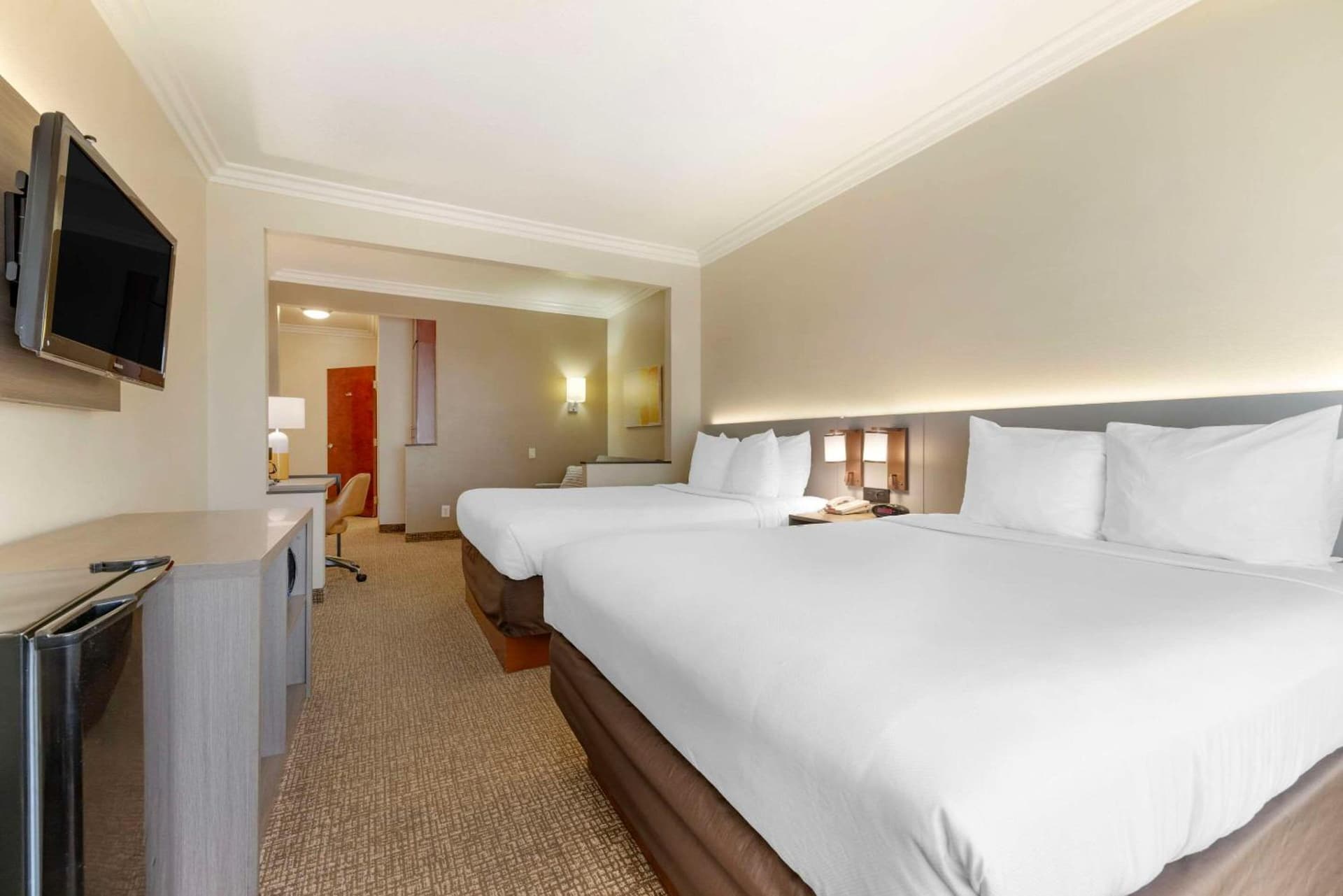 Comfort Suites Oceanside Camp Pendleton Area gallery photo in Oceanside, CA — image 31