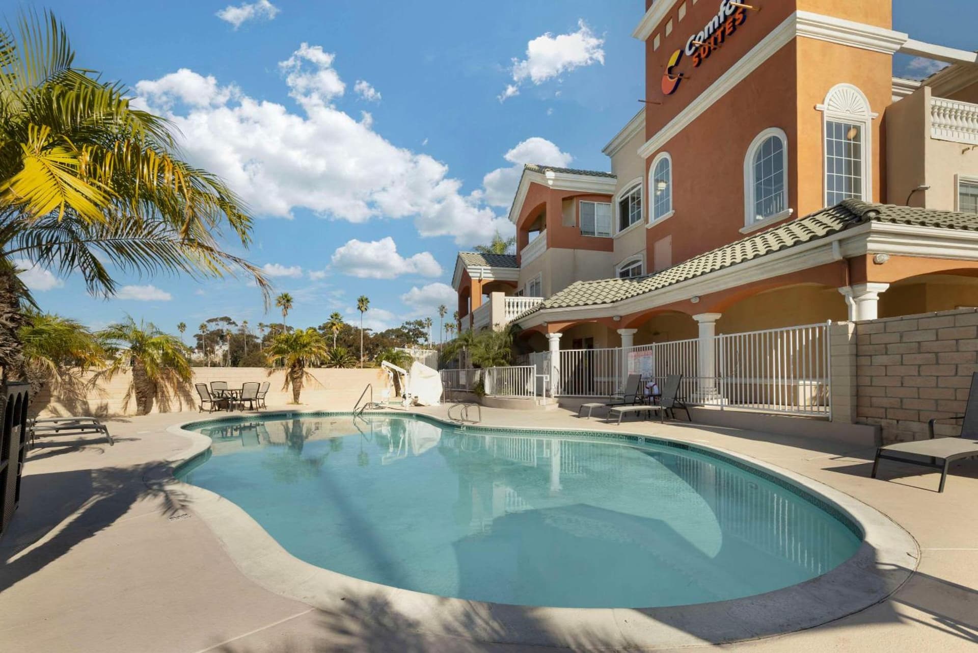 Comfort Suites Oceanside Camp Pendleton Area gallery photo in Oceanside, CA — image 37