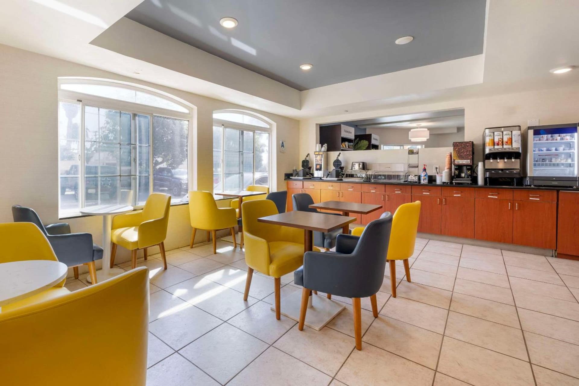 Comfort Suites Oceanside Camp Pendleton Area gallery photo in Oceanside, CA — image 10