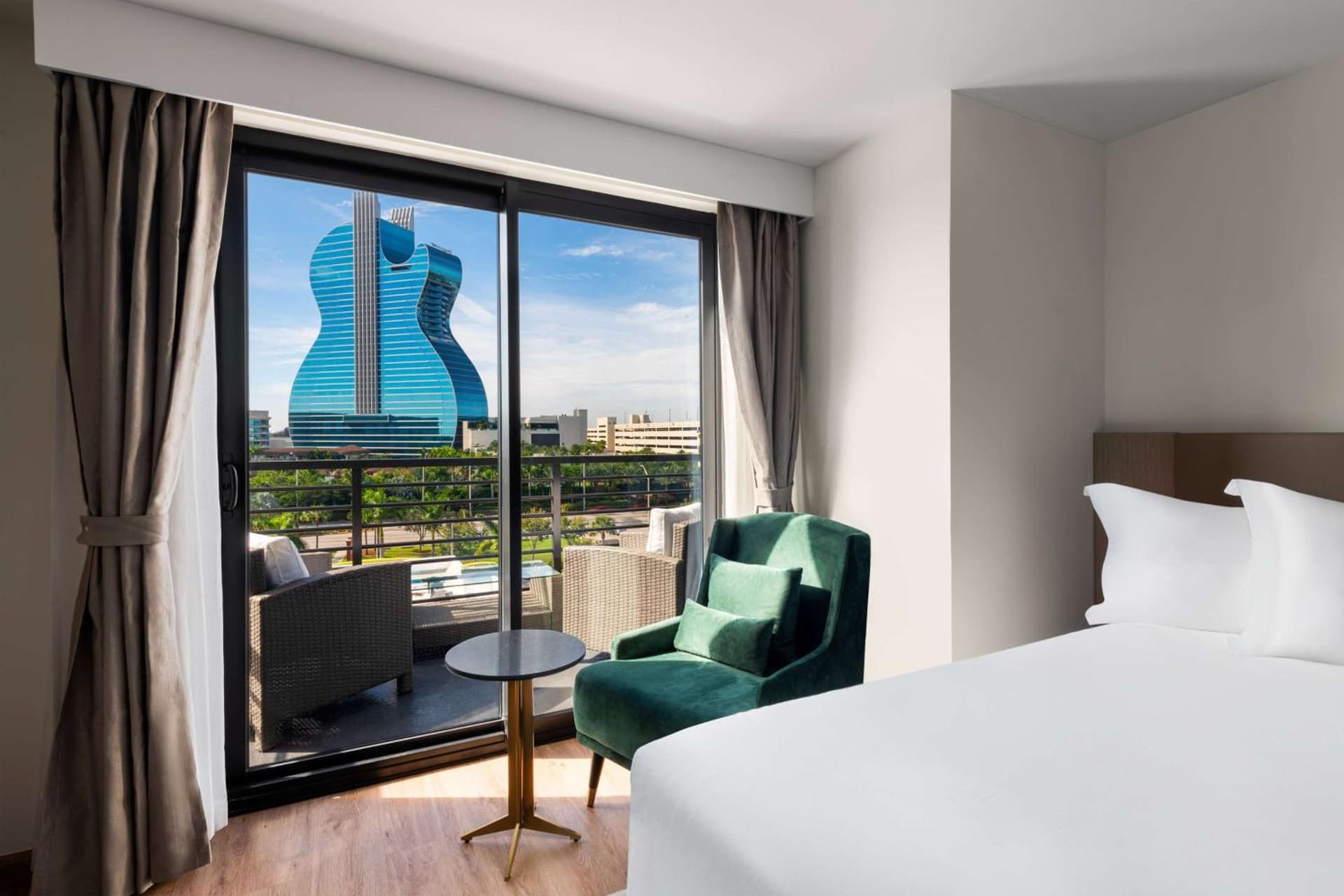 Dolce by Wyndham Hollywood gallery photo in Hollywood, FL — image 26
