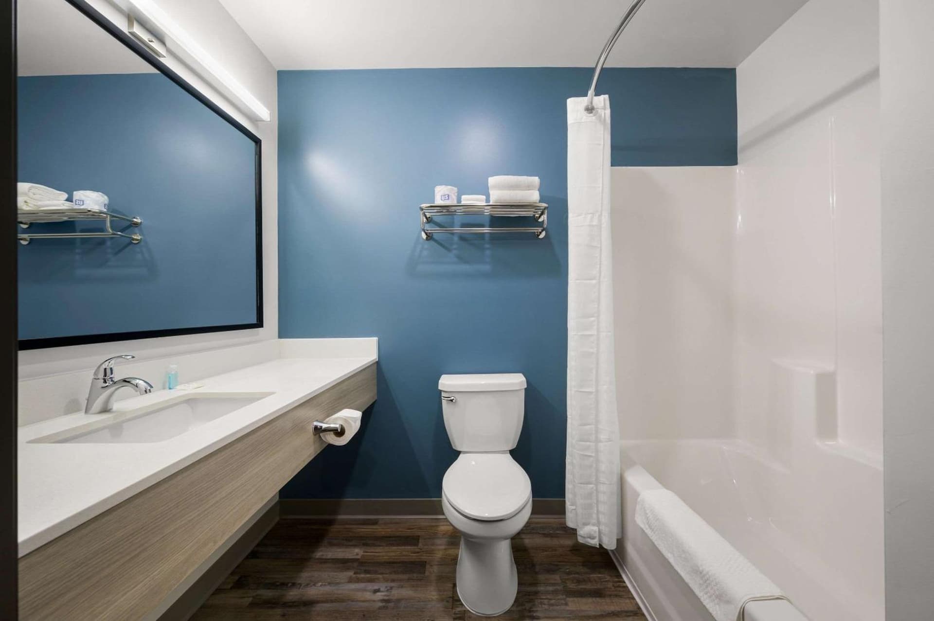 WoodSpring Suites Dearborn Detroit gallery photo in Dearborn, MI — image 12