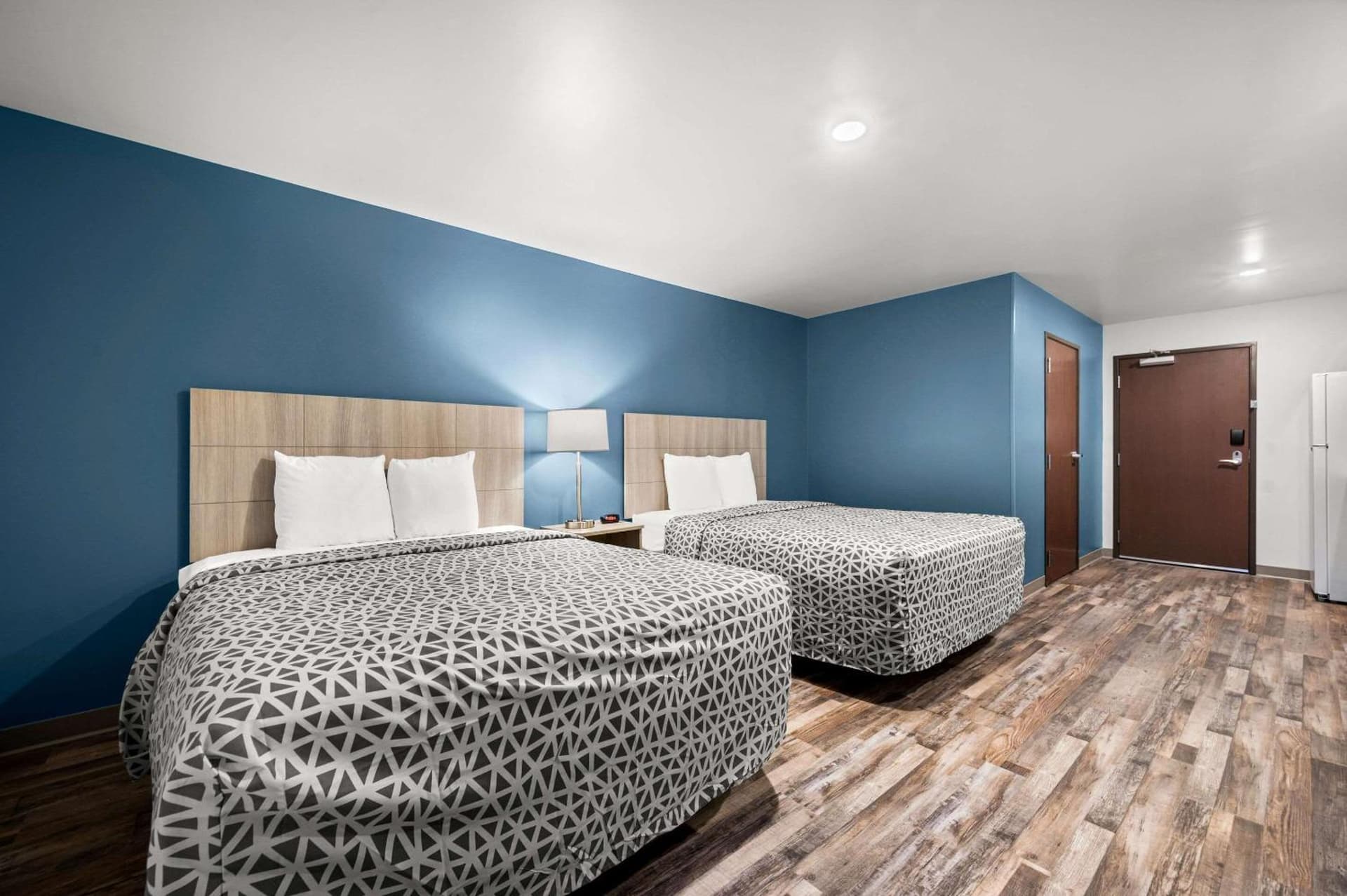 WoodSpring Suites Dearborn Detroit gallery photo in Dearborn, MI — image 17