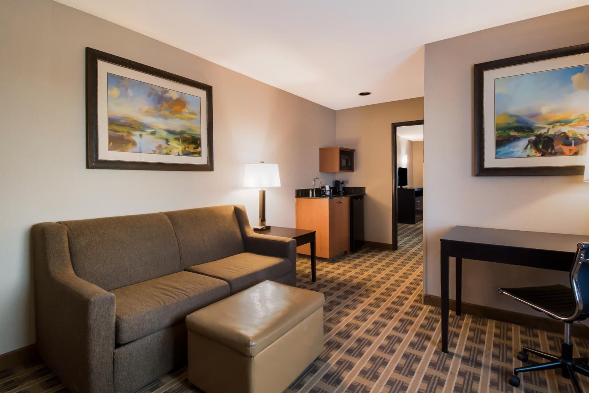 Best Western University Inn and Suites gallery photo in Forest Grove, OR — image 40