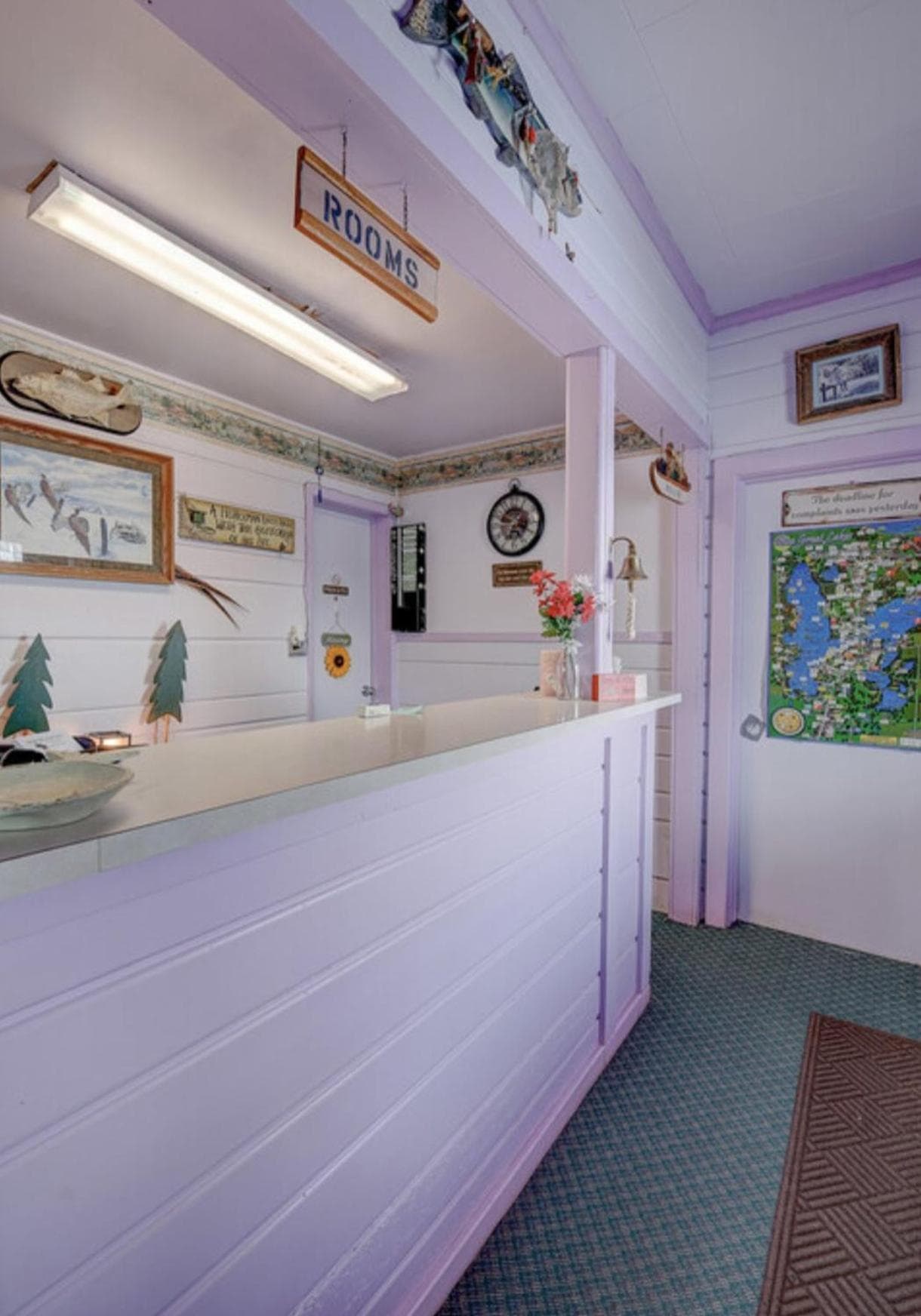 Okoboji Lodge interior in Spirit Lake, IA — gallery photo 2